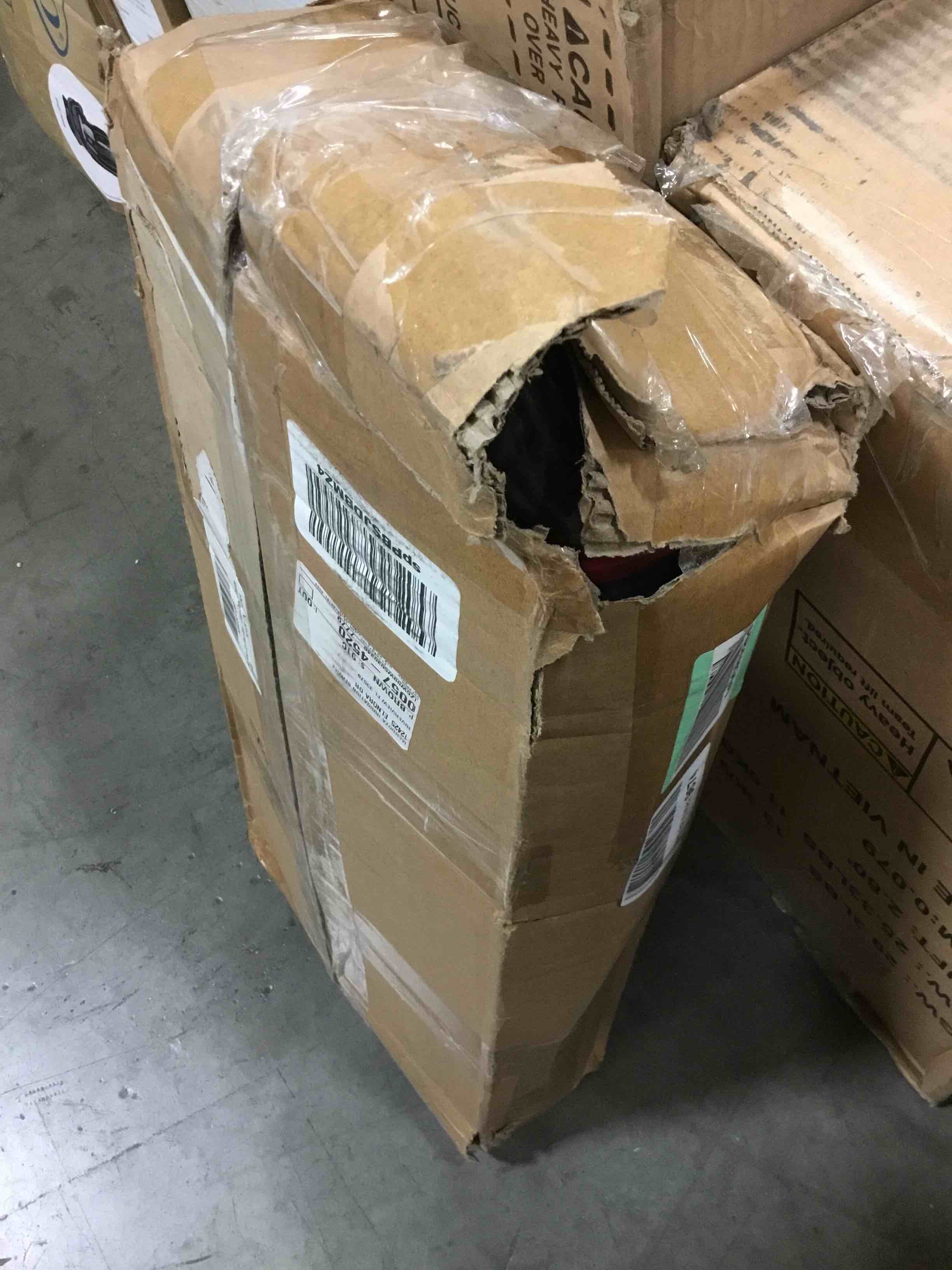 https://s3.amazonaws.com/lotting-images-prod/bidfta/ORG5369192_1694630610343.jpeg