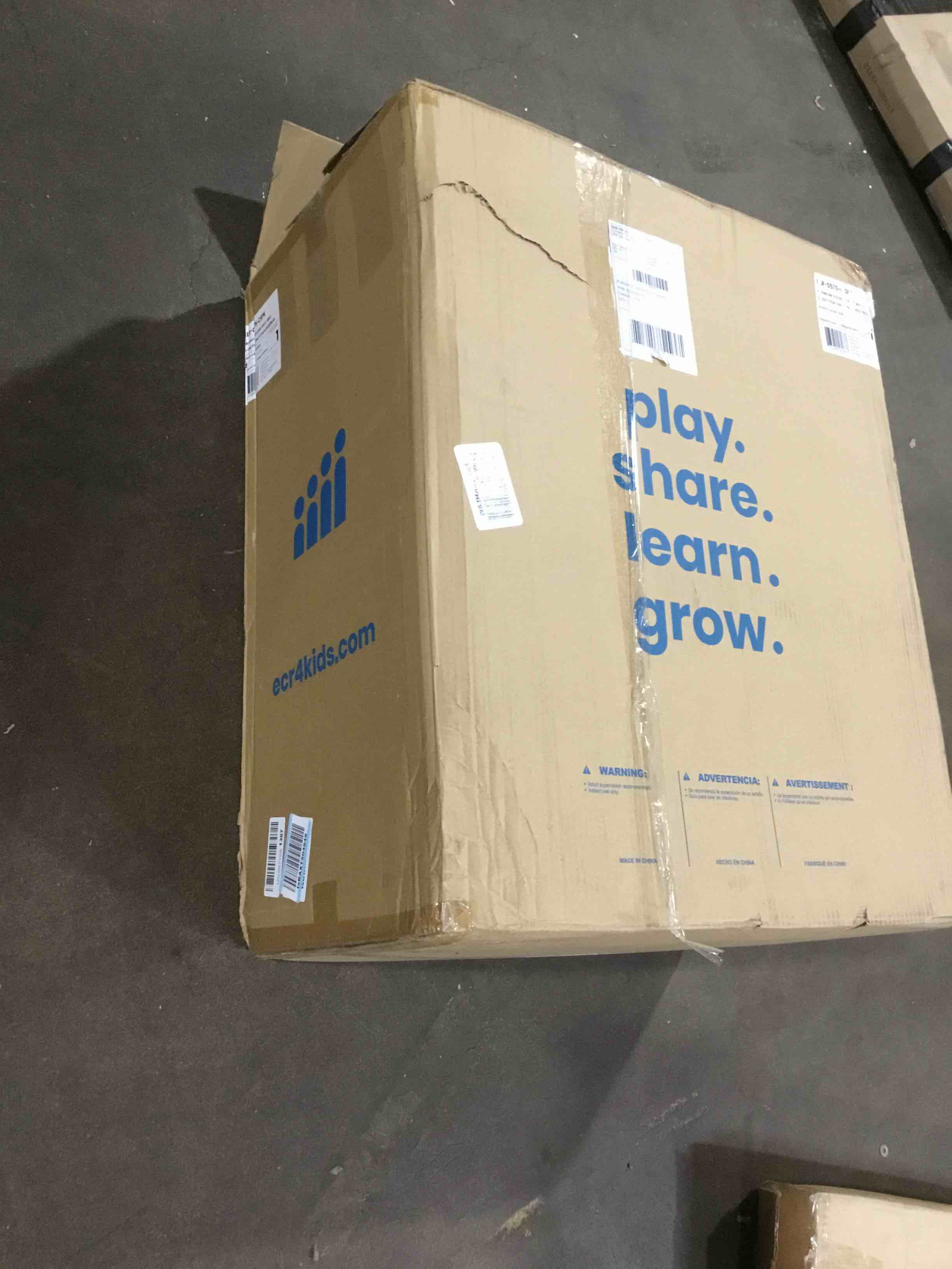 https://s3.amazonaws.com/lotting-images-prod/bidfta/ORG5381812_1694798186869.jpeg