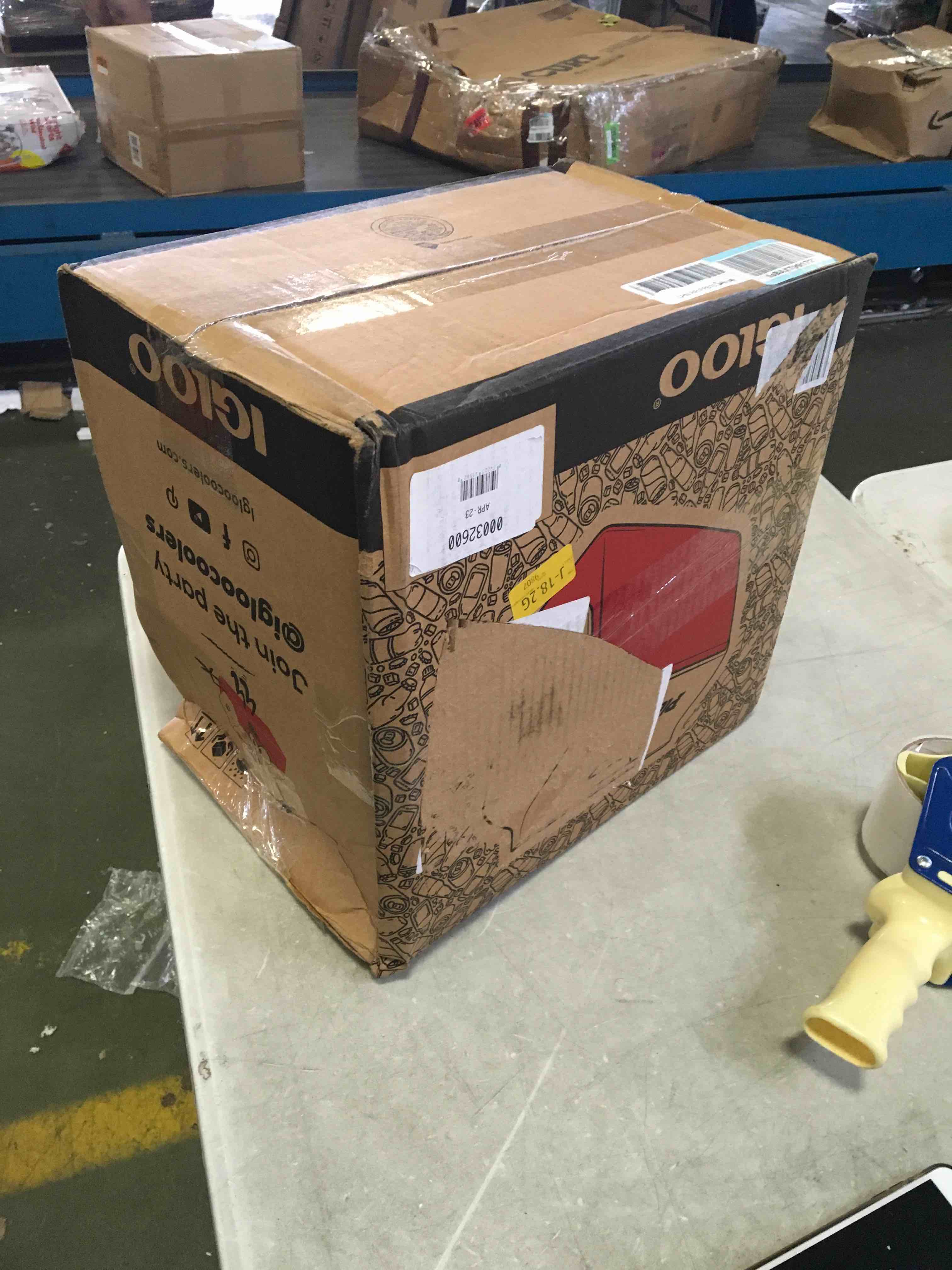 https://s3.amazonaws.com/lotting-images-prod/bidfta/ORG5386975_1691000407647.jpeg
