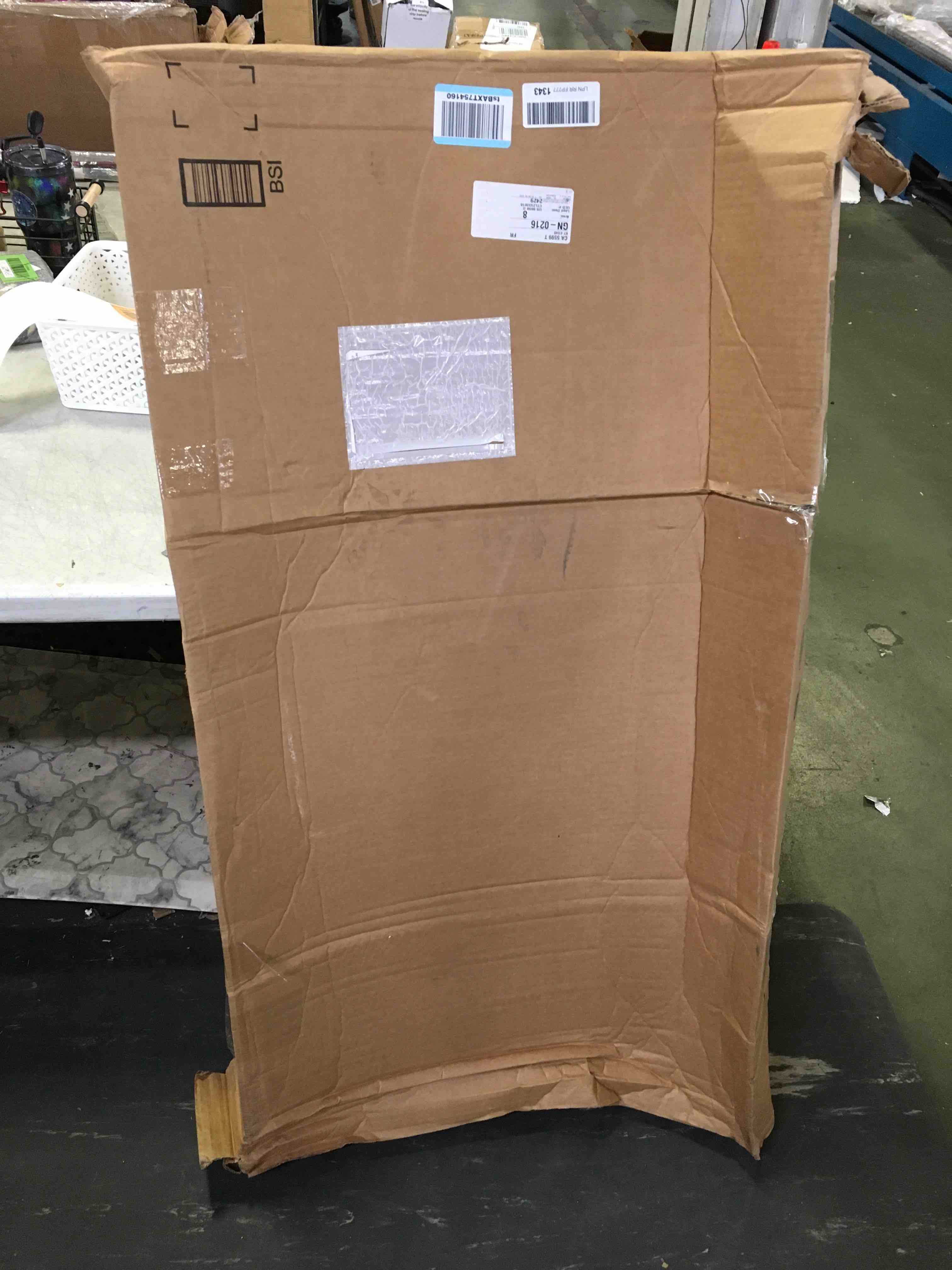 https://s3.amazonaws.com/lotting-images-prod/bidfta/ORG5387038_1691068396983.jpeg