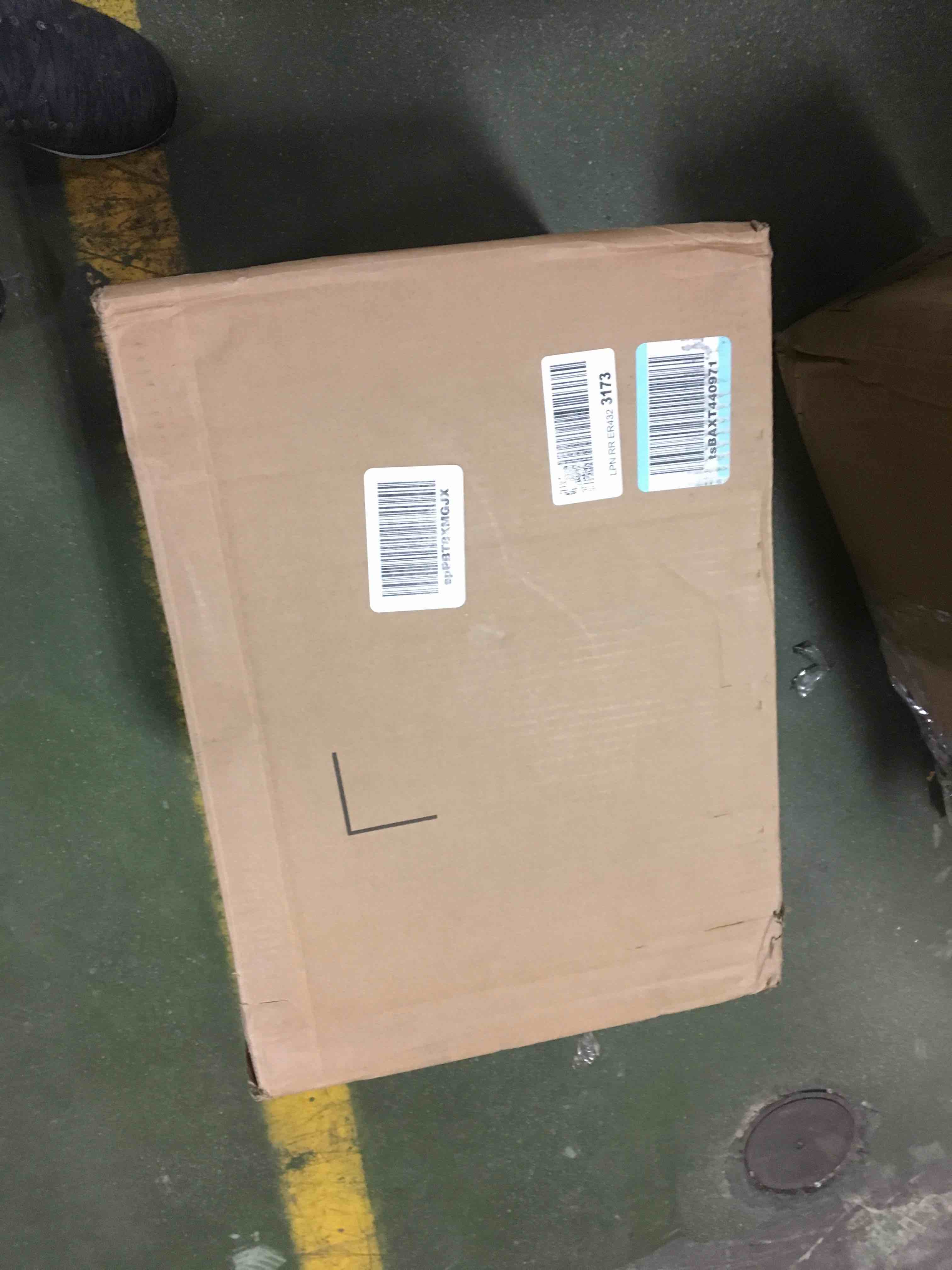 https://s3.amazonaws.com/lotting-images-prod/bidfta/ORG5387429_1691493955597.jpeg
