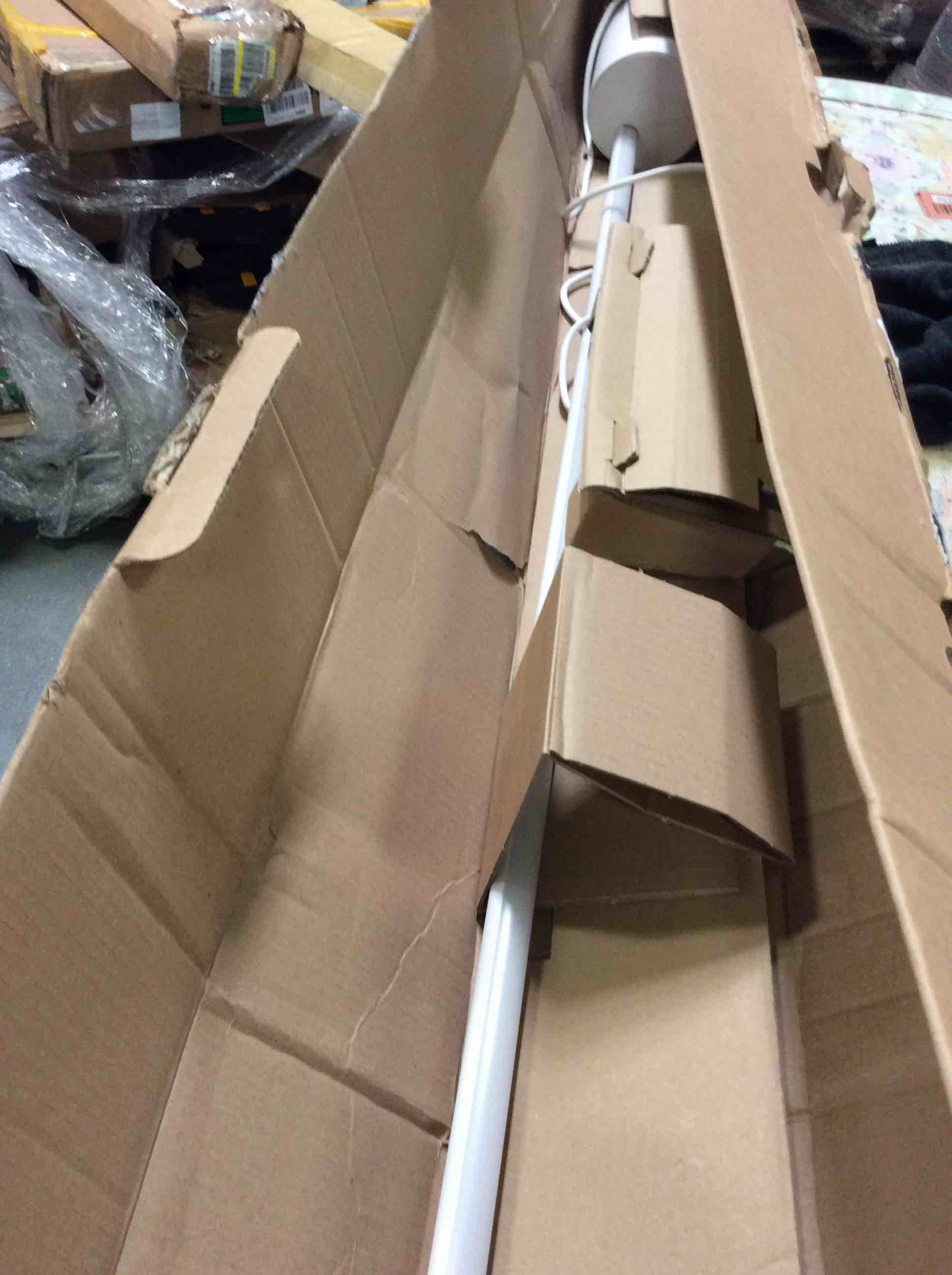https://s3.amazonaws.com/lotting-images-prod/bidfta/ORG5387677_1691596756975.jpeg