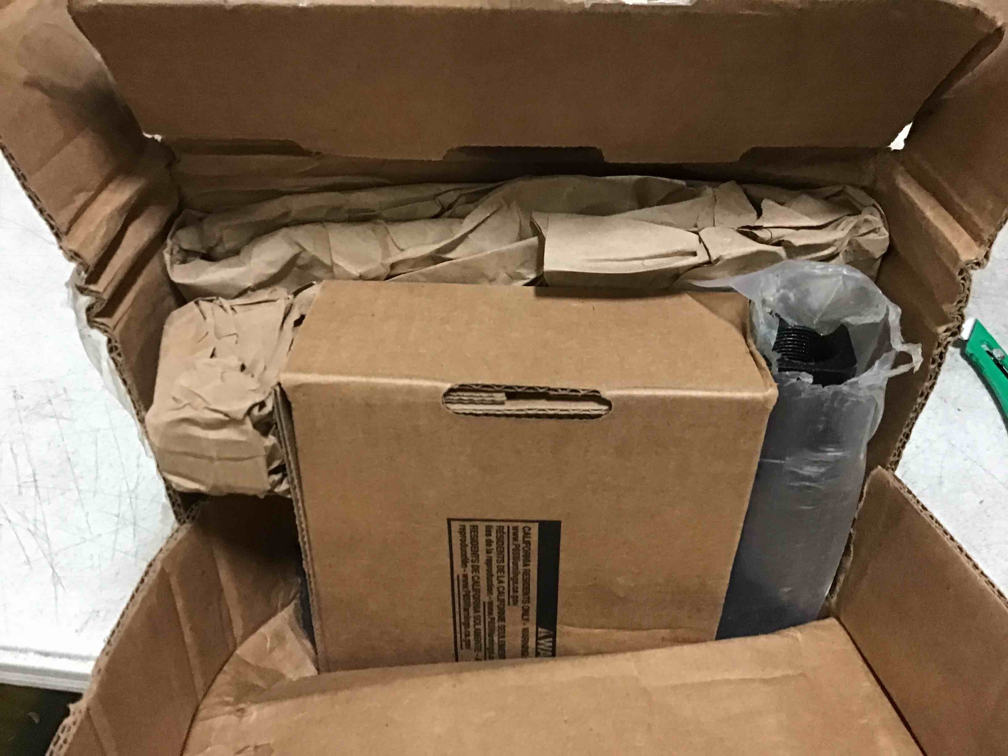 https://s3.amazonaws.com/lotting-images-prod/bidfta/ORG5388081_1692104907830.jpeg