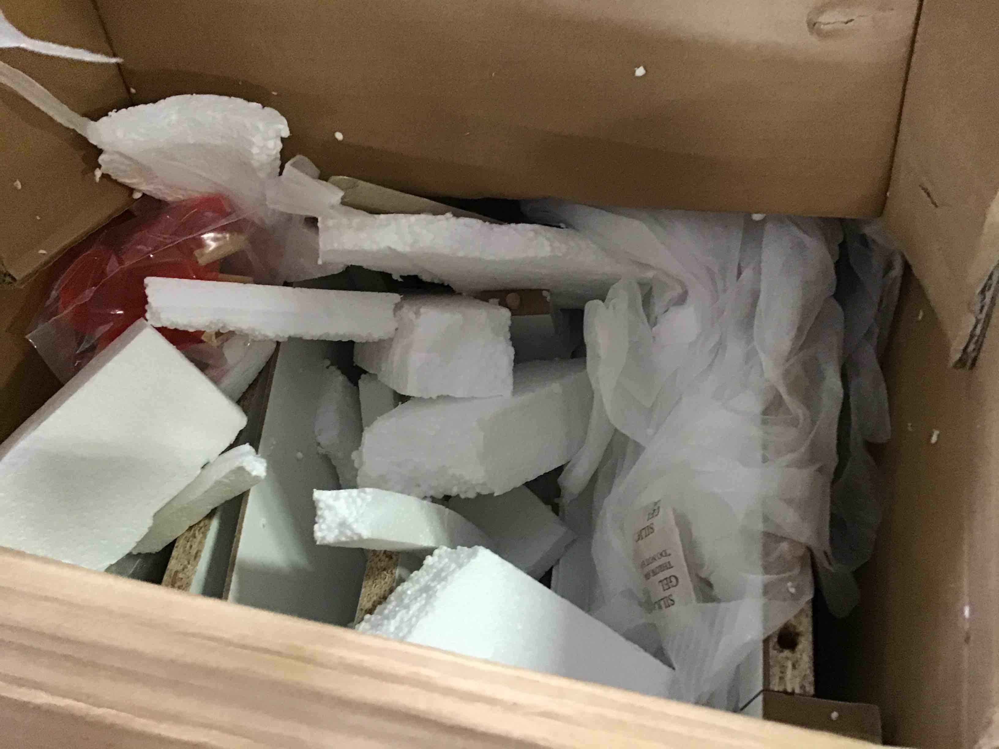 https://s3.amazonaws.com/lotting-images-prod/bidfta/ORG5388836_1692288970448.jpeg