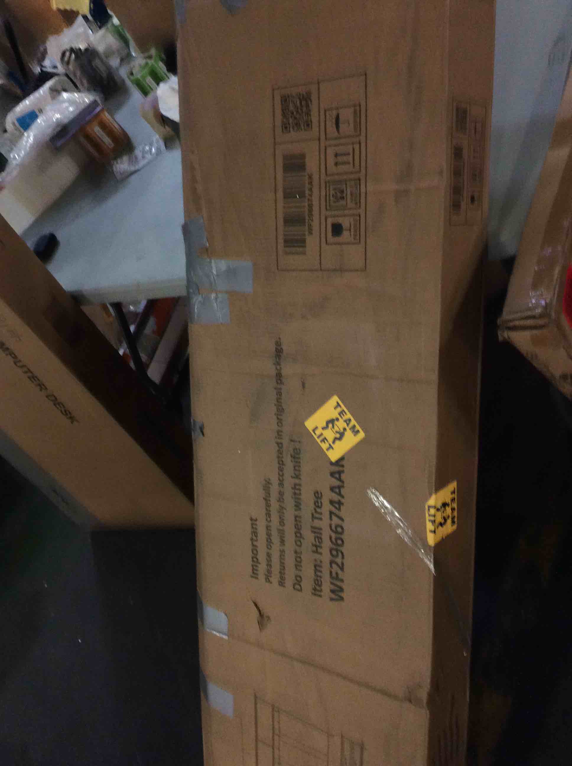 https://s3.amazonaws.com/lotting-images-prod/bidfta/ORG5389372_1692790088206.jpeg