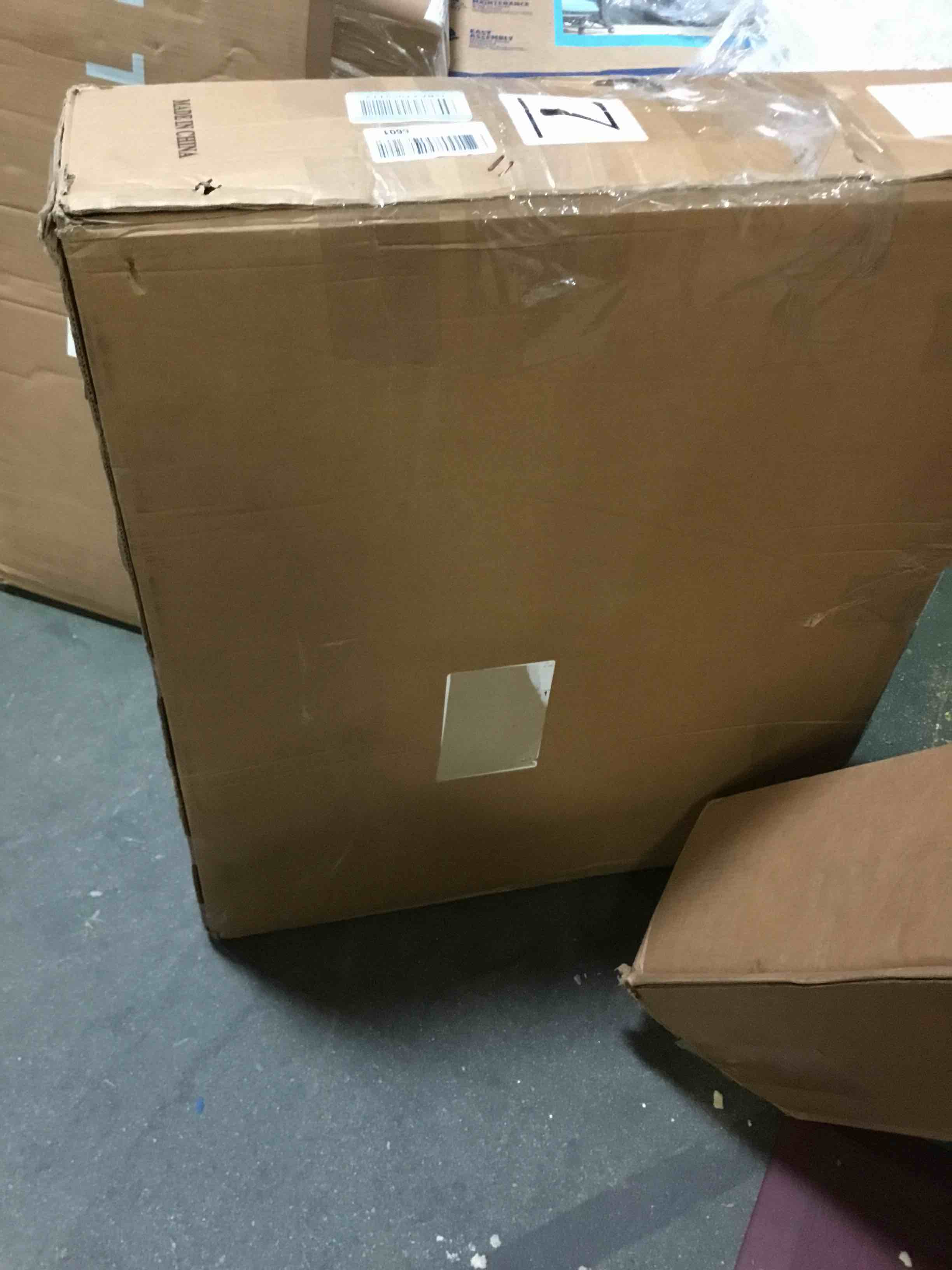 https://s3.amazonaws.com/lotting-images-prod/bidfta/ORG5389511_1692878444360.jpeg