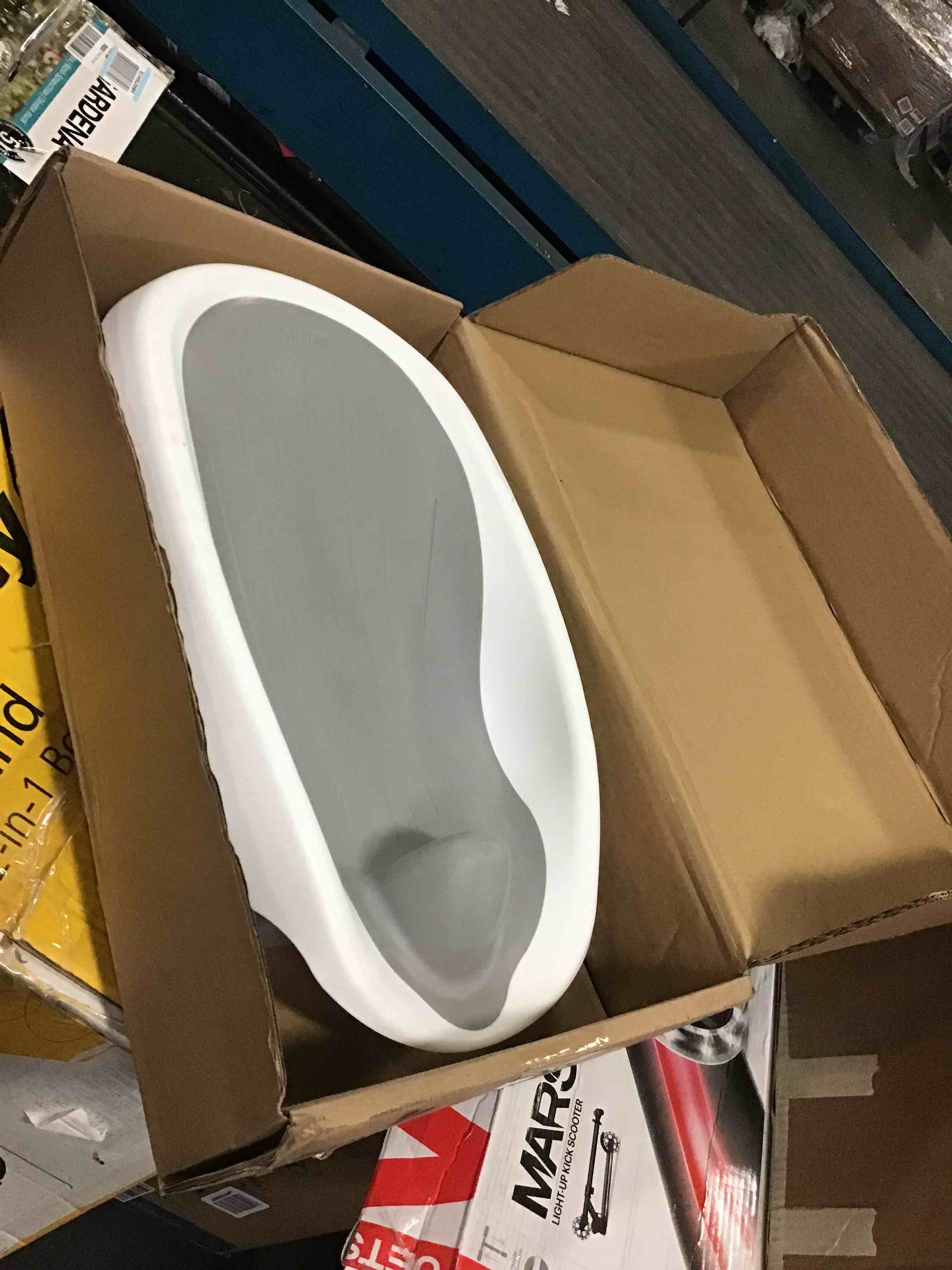https://s3.amazonaws.com/lotting-images-prod/bidfta/ORG5390396_1691496768844.jpeg