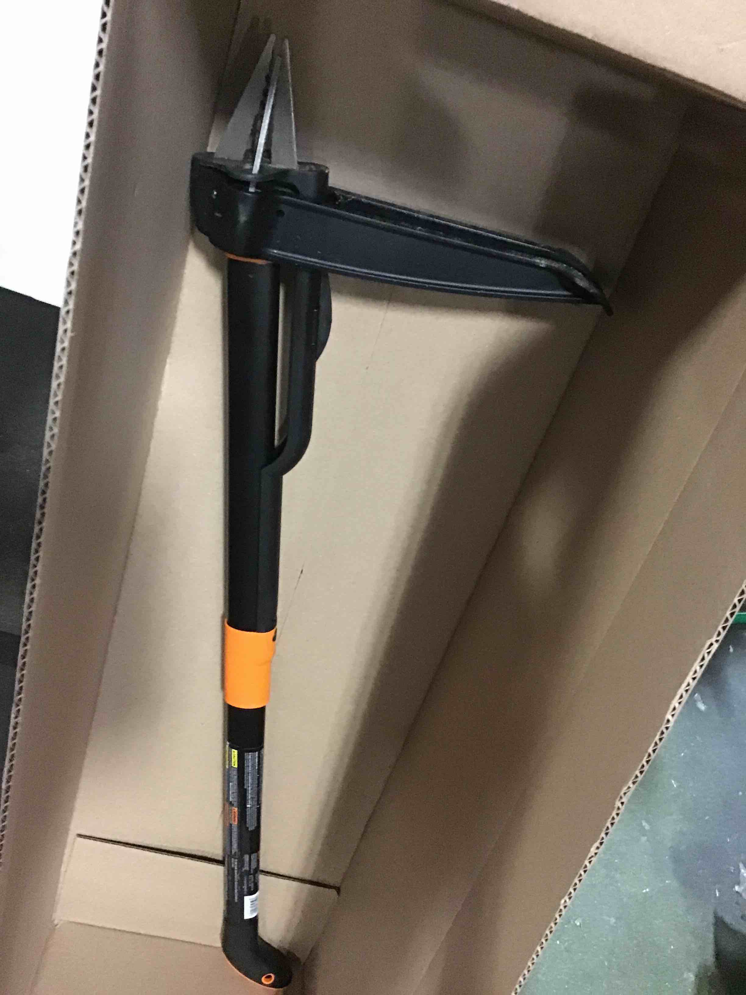 https://s3.amazonaws.com/lotting-images-prod/bidfta/ORG5390761_1691667779278.jpeg