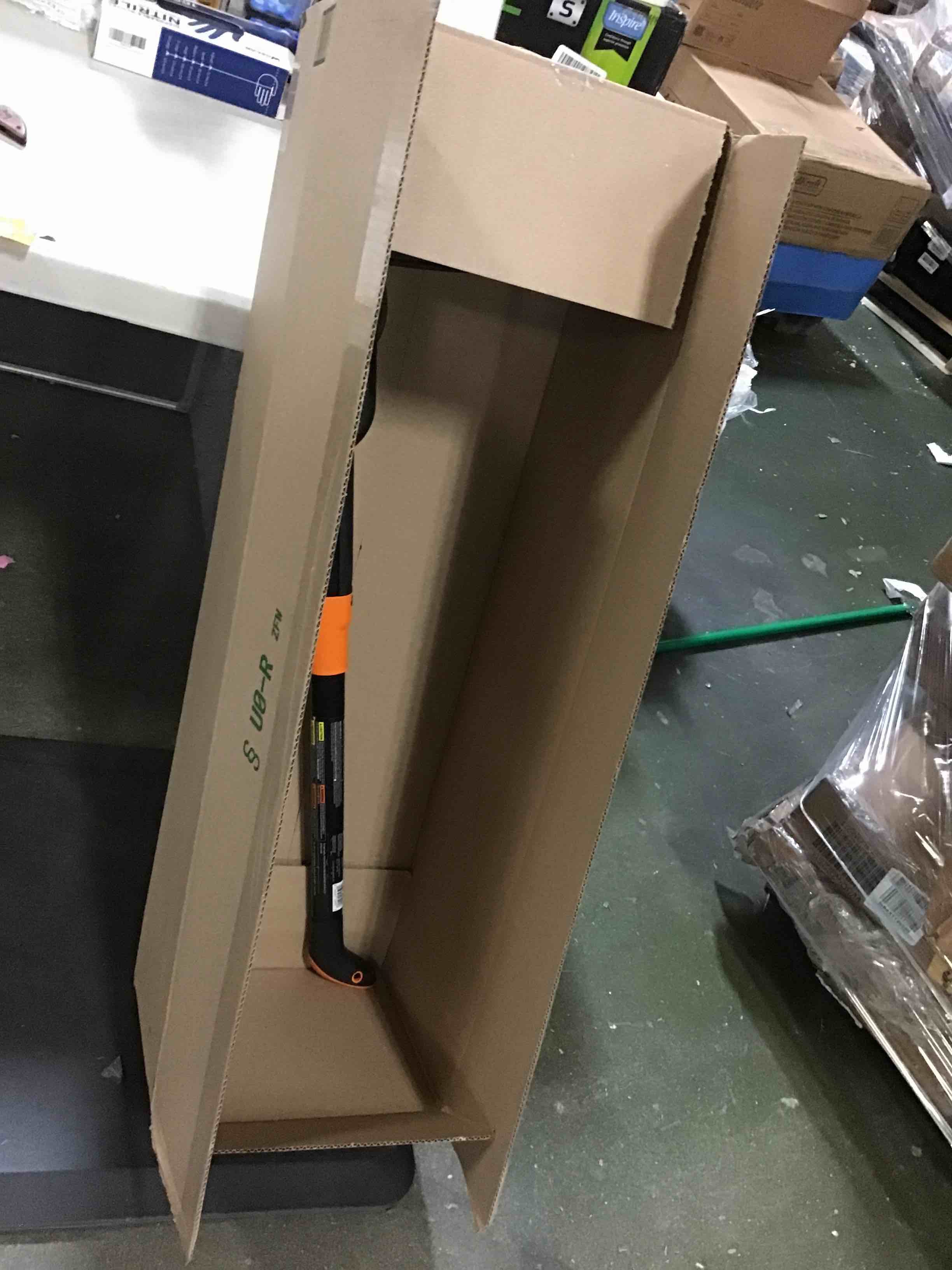 https://s3.amazonaws.com/lotting-images-prod/bidfta/ORG5390761_1691667786446.jpeg