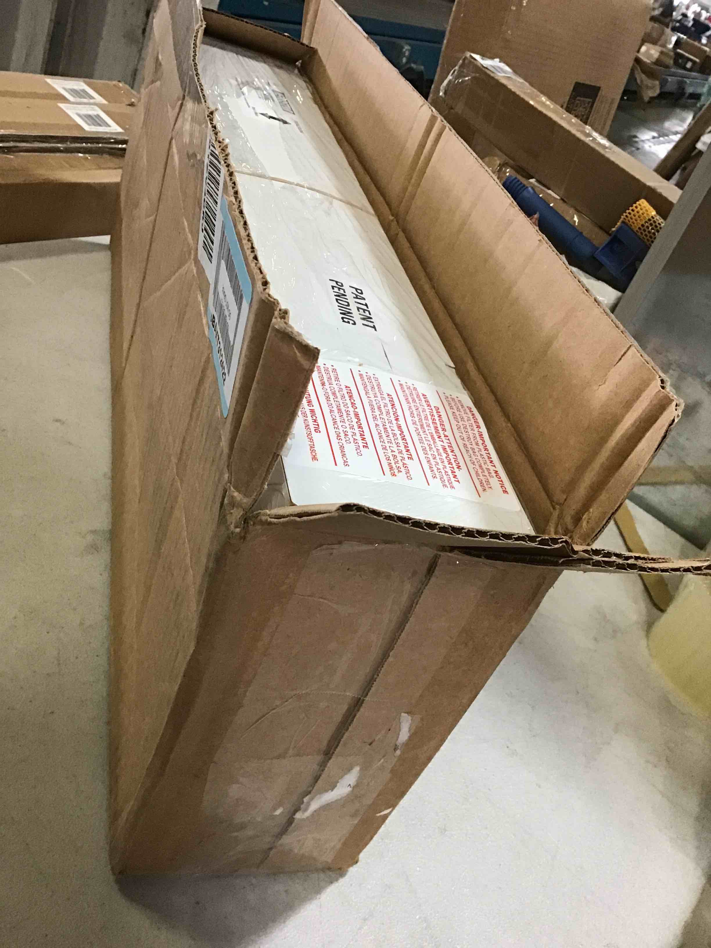 https://s3.amazonaws.com/lotting-images-prod/bidfta/ORG5390927_1691692668691.jpeg