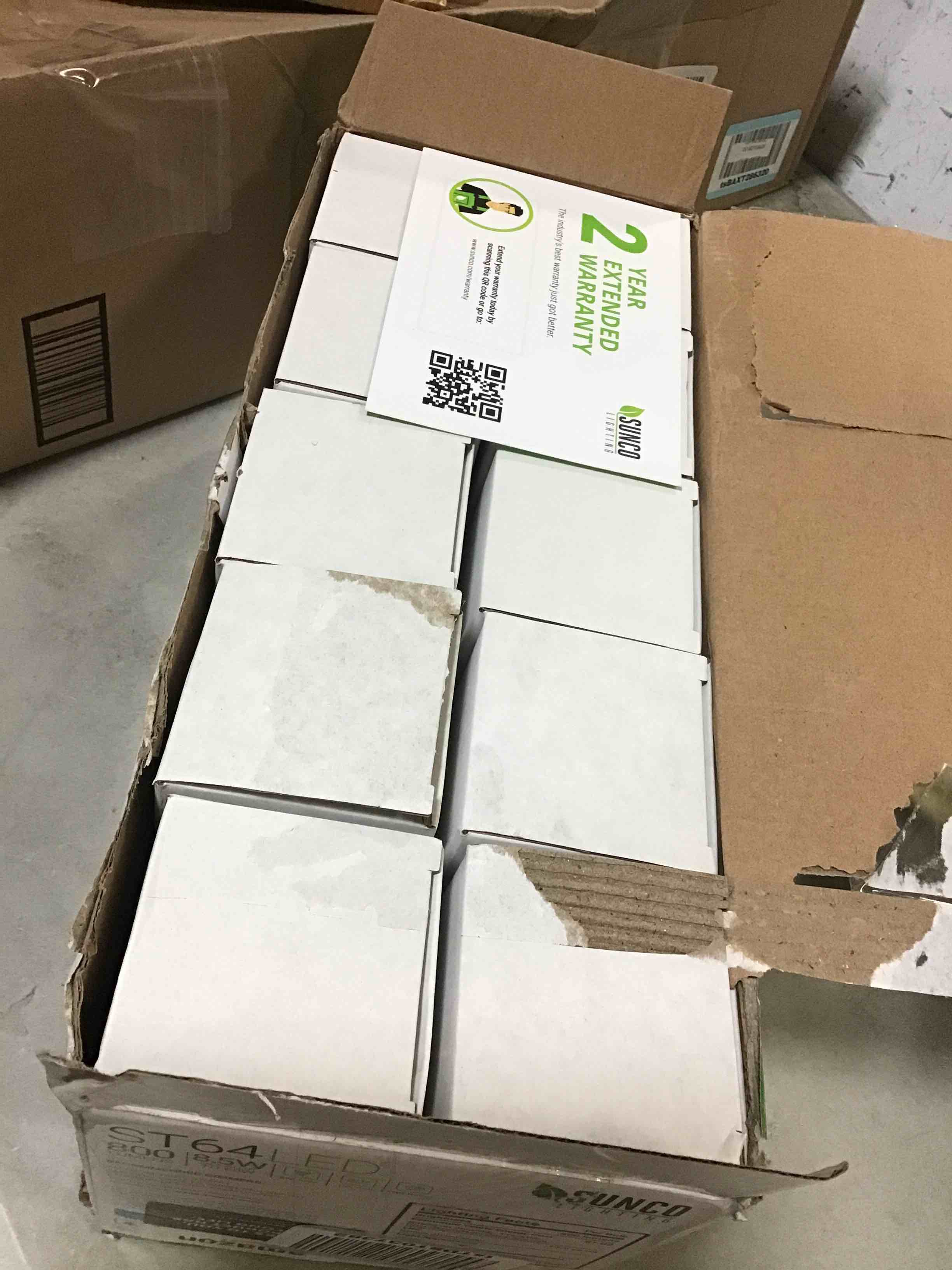 https://s3.amazonaws.com/lotting-images-prod/bidfta/ORG5391211_1691845876237.jpeg