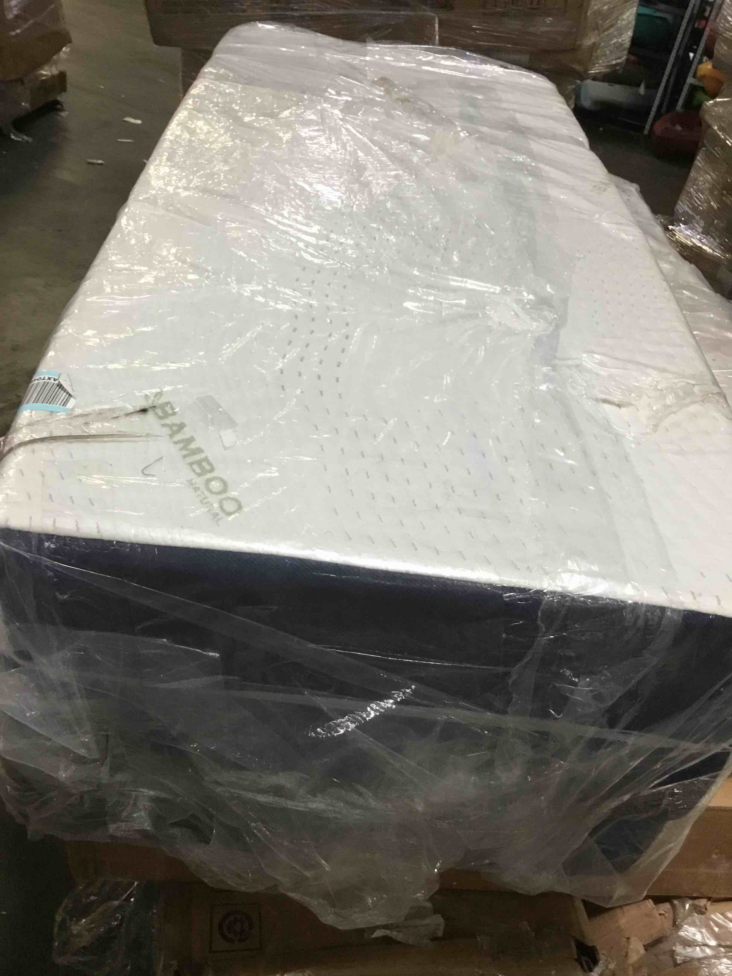 https://s3.amazonaws.com/lotting-images-prod/bidfta/ORG5391416_1692034664579.jpeg