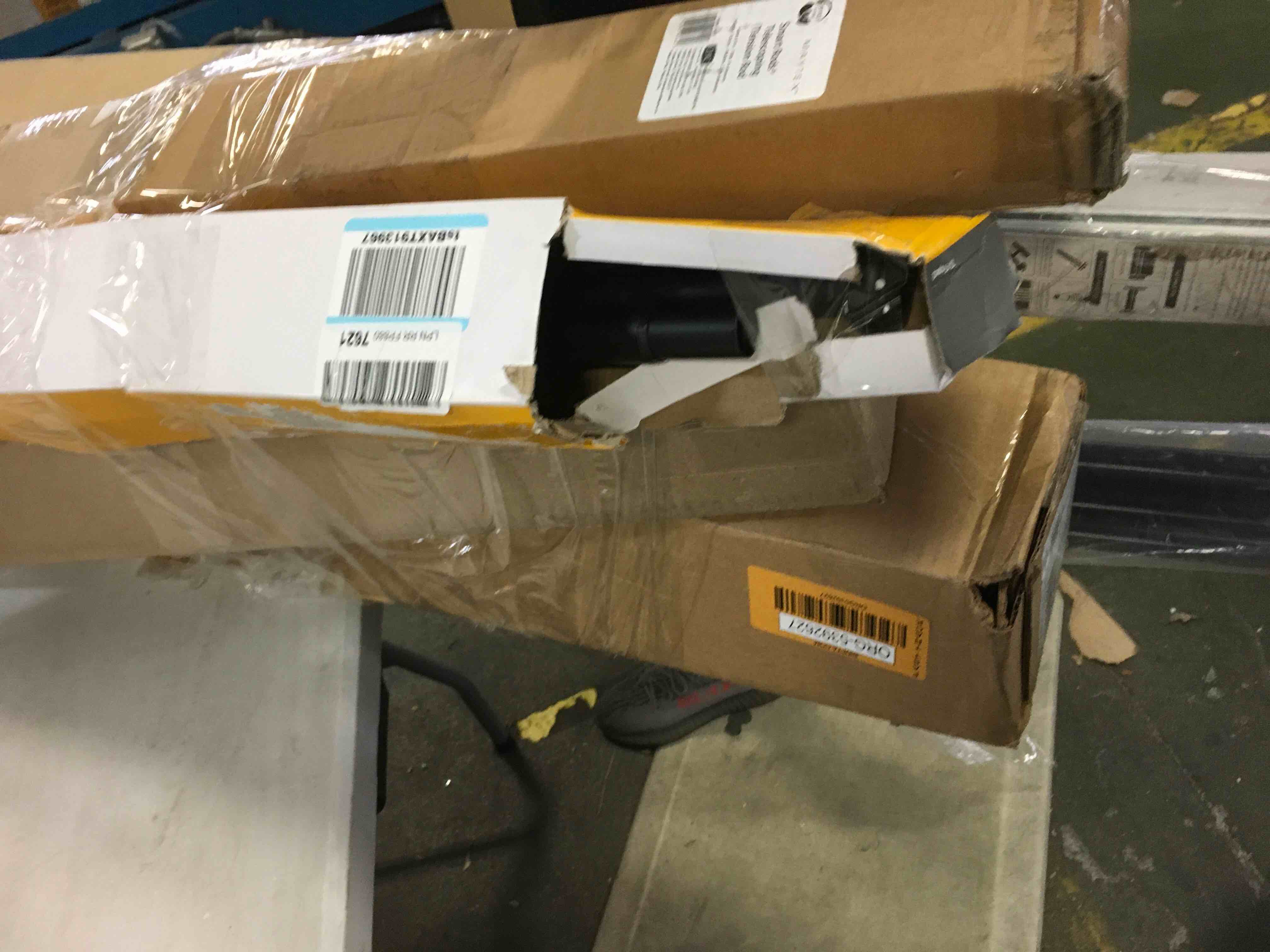 https://s3.amazonaws.com/lotting-images-prod/bidfta/ORG5392627_1692130498389.jpeg