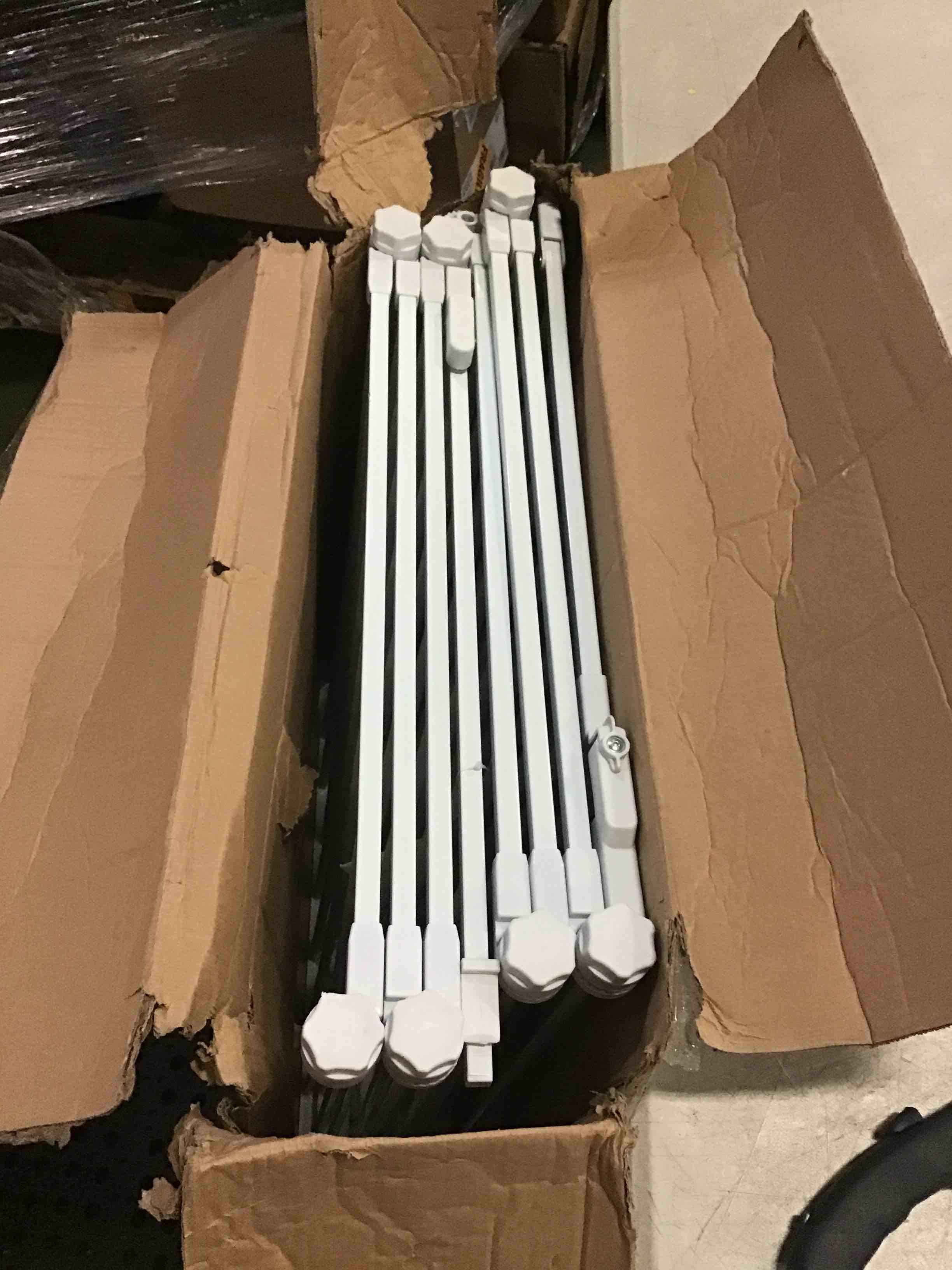 https://s3.amazonaws.com/lotting-images-prod/bidfta/ORG5392628_1692184218737.jpeg