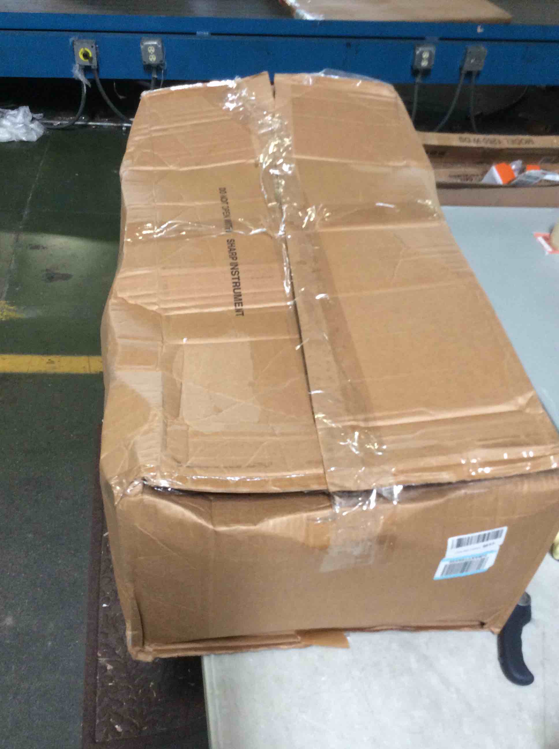 https://s3.amazonaws.com/lotting-images-prod/bidfta/ORG5392862_1692285211659.jpeg