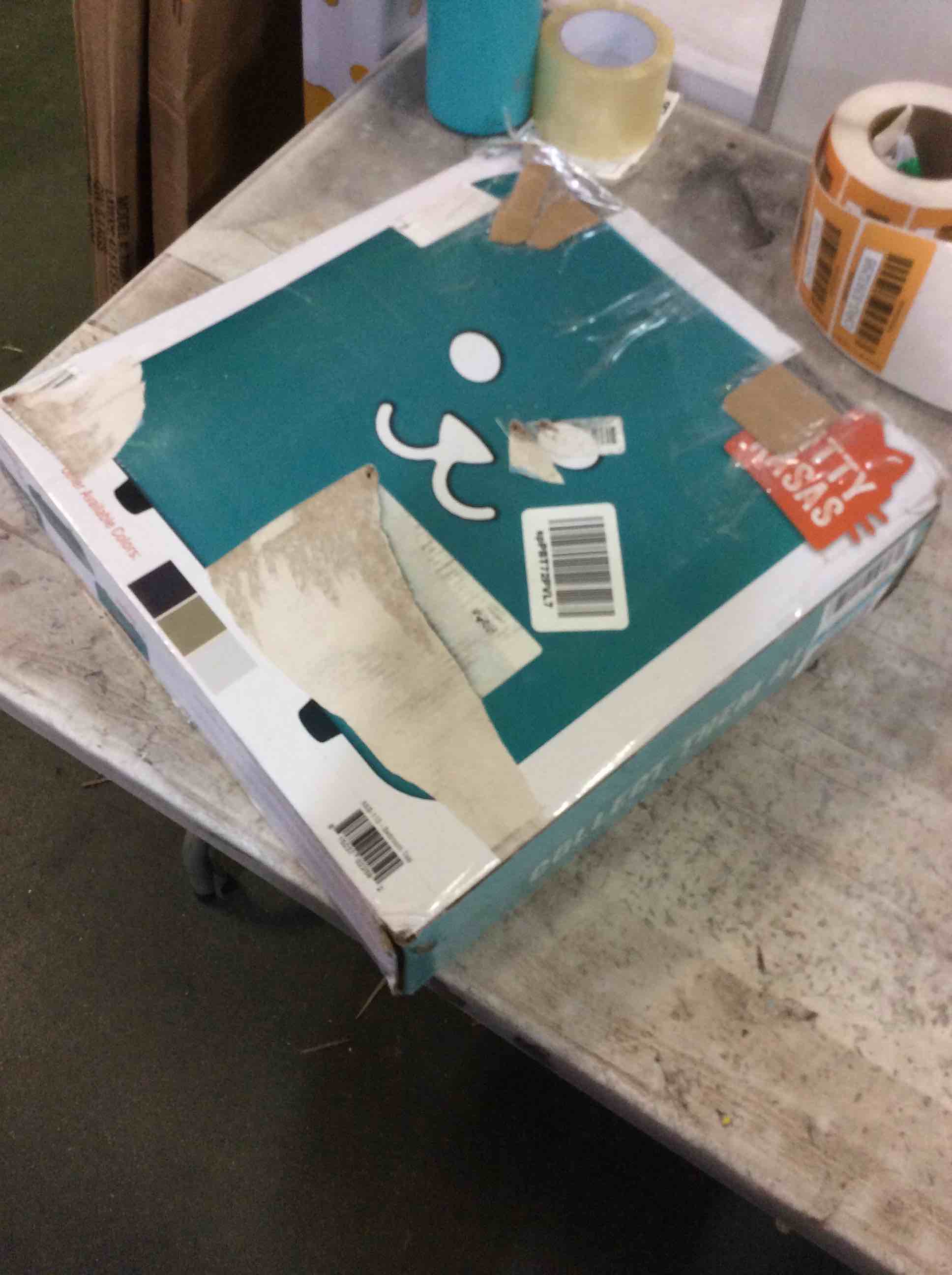 https://s3.amazonaws.com/lotting-images-prod/bidfta/ORG5393297_1692901159648.jpeg