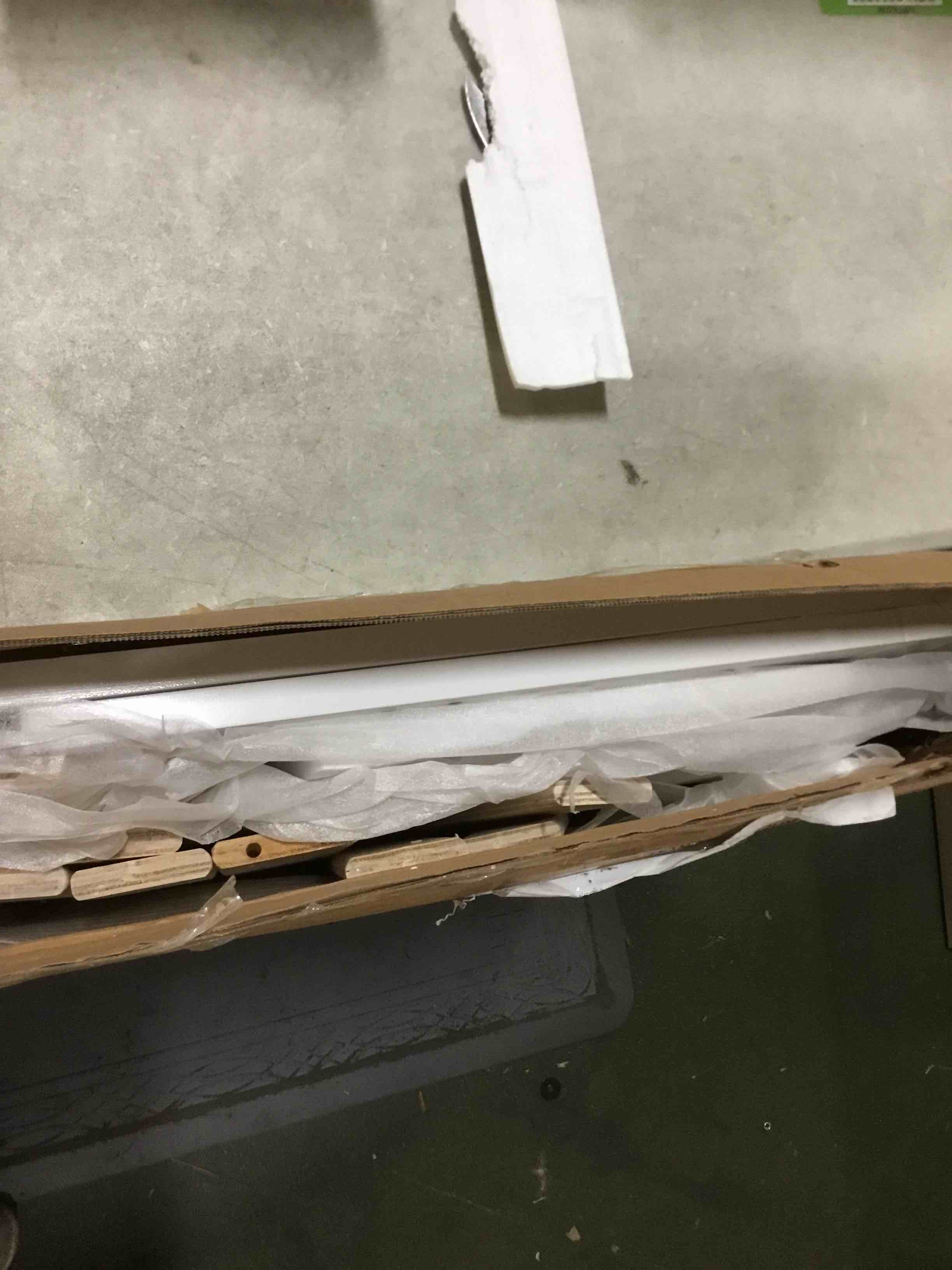 https://s3.amazonaws.com/lotting-images-prod/bidfta/ORG5393648_1693398477106.jpeg
