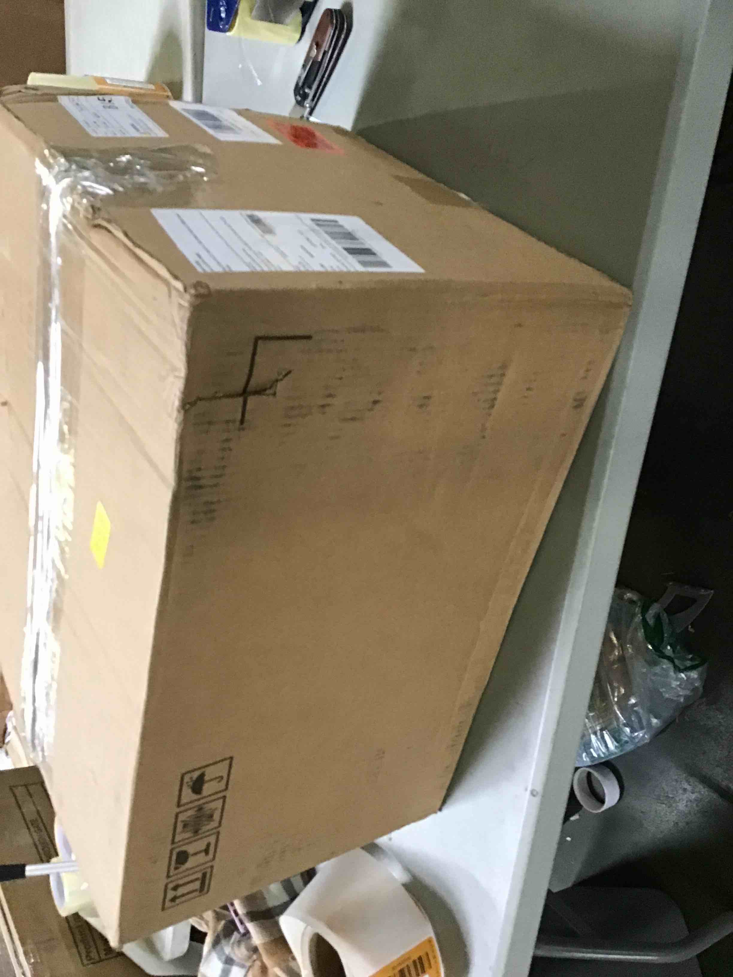 https://s3.amazonaws.com/lotting-images-prod/bidfta/ORG5394188_1694199394515.jpeg