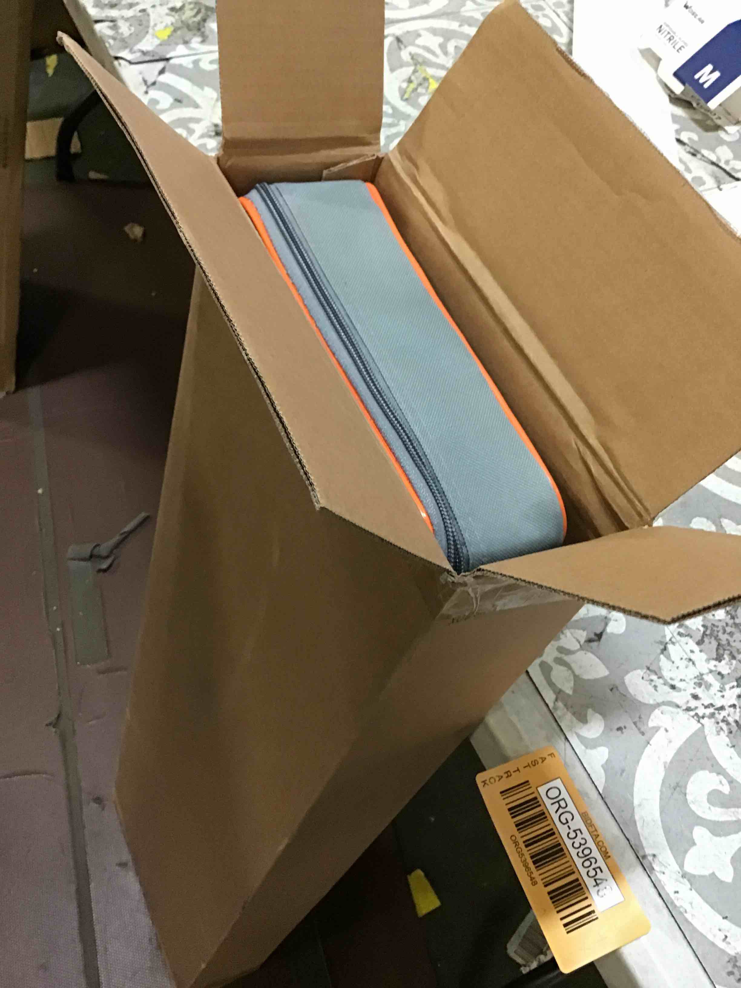 https://s3.amazonaws.com/lotting-images-prod/bidfta/ORG5396547_1689770097771.jpeg