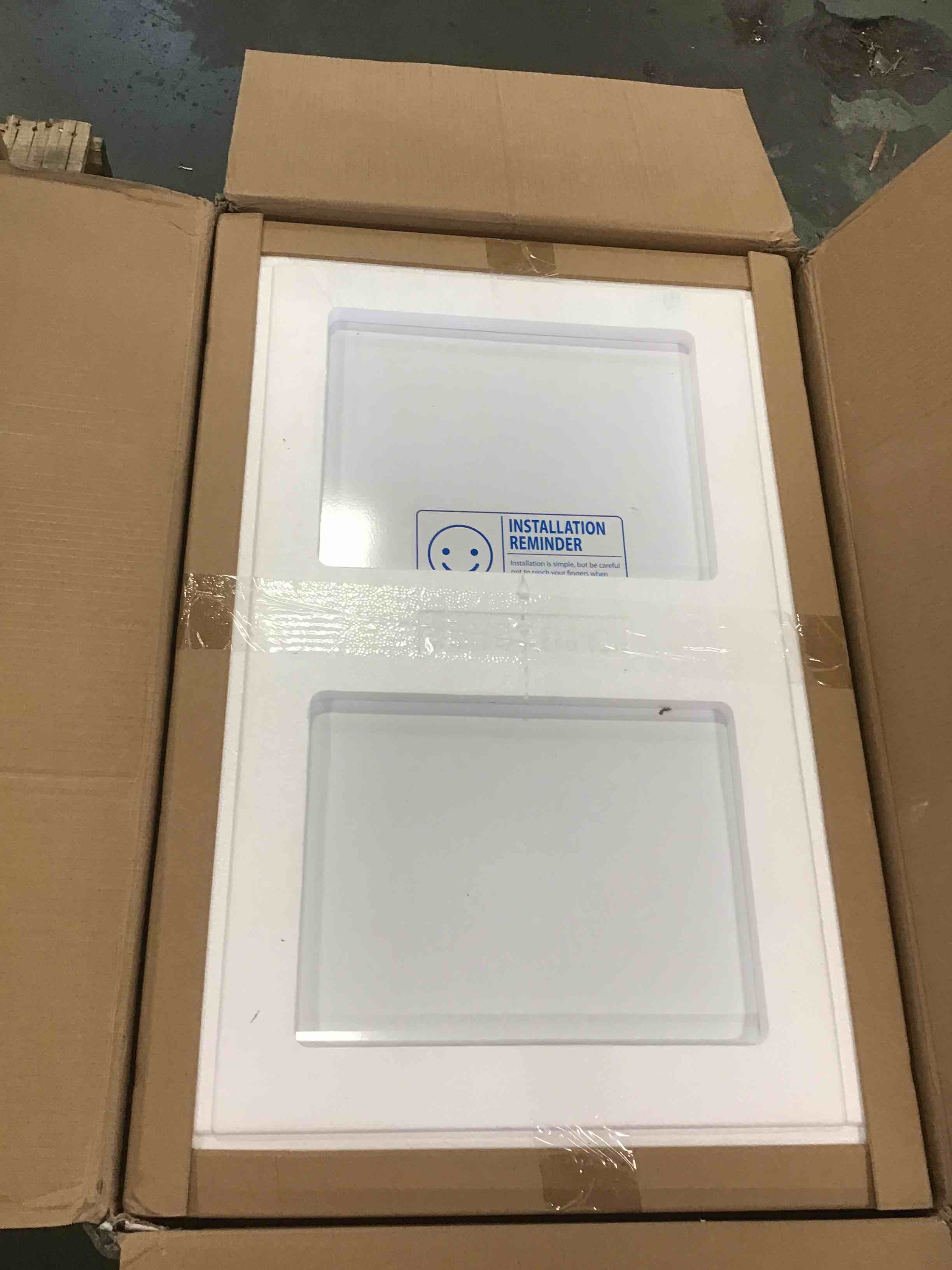 https://s3.amazonaws.com/lotting-images-prod/bidfta/ORG5401884_1723839119833.jpeg