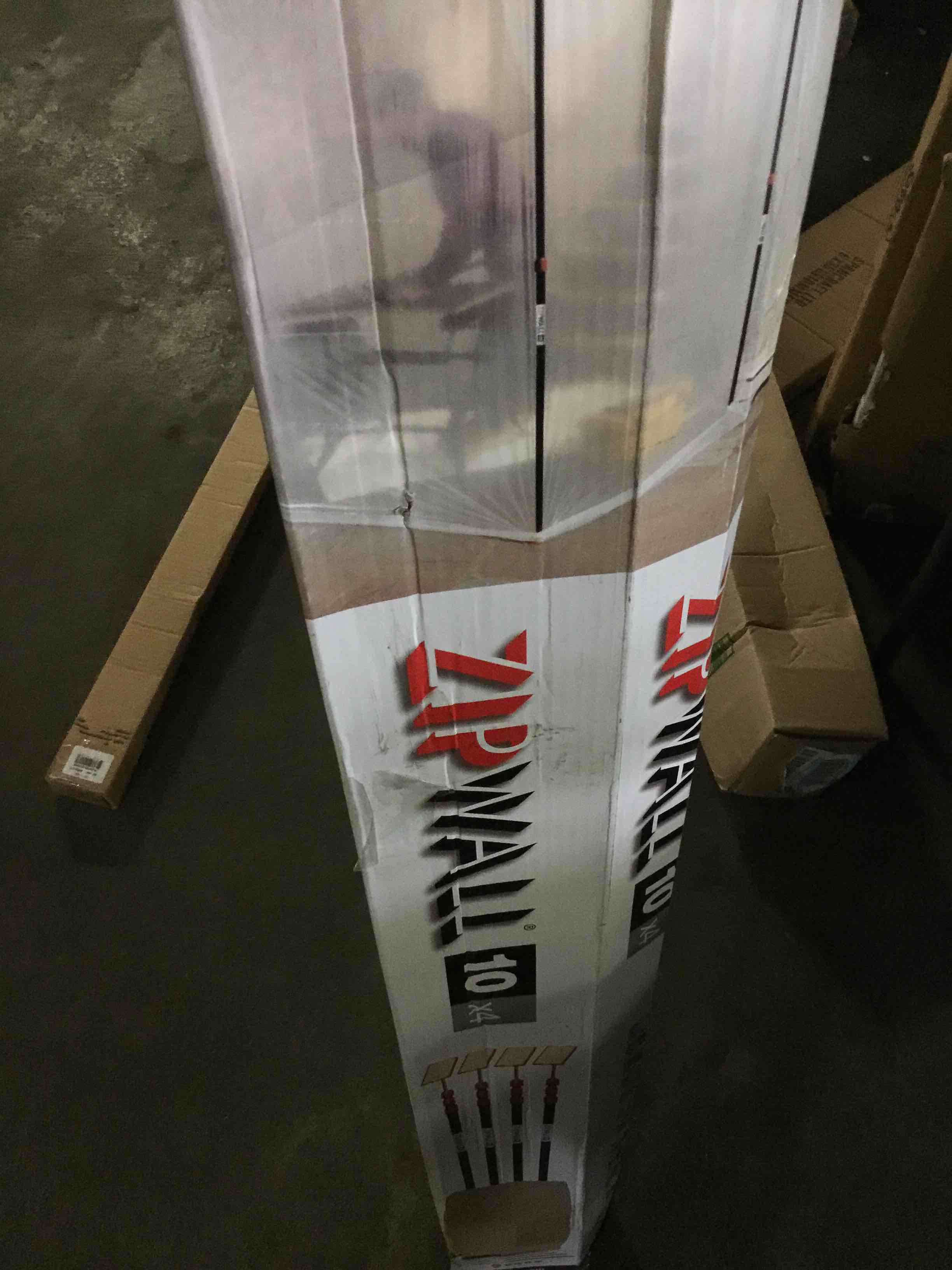 https://s3.amazonaws.com/lotting-images-prod/bidfta/ORG5404363_1690206360042.jpeg