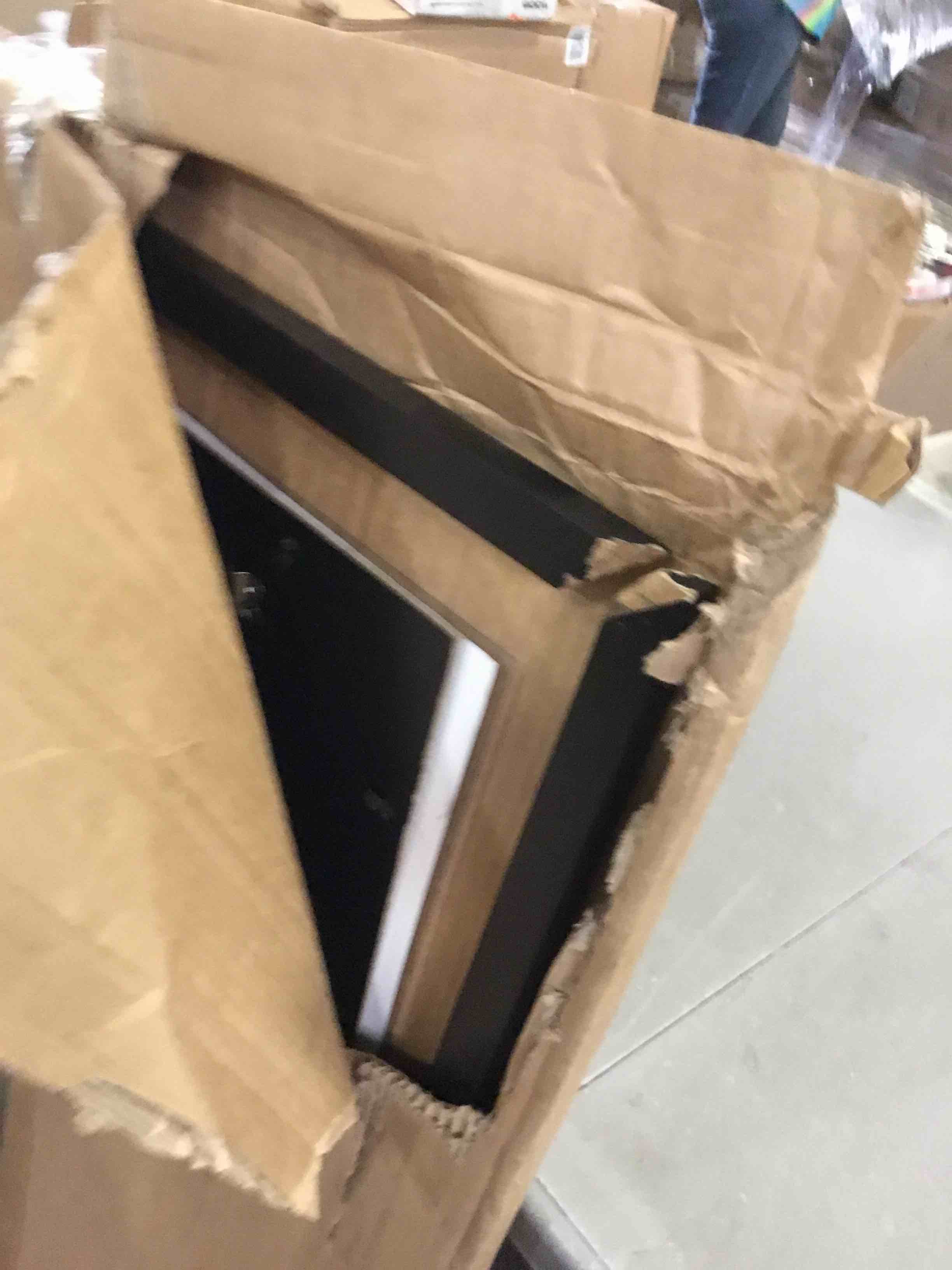 https://s3.amazonaws.com/lotting-images-prod/bidfta/ORG5406477_1689787469799.jpeg