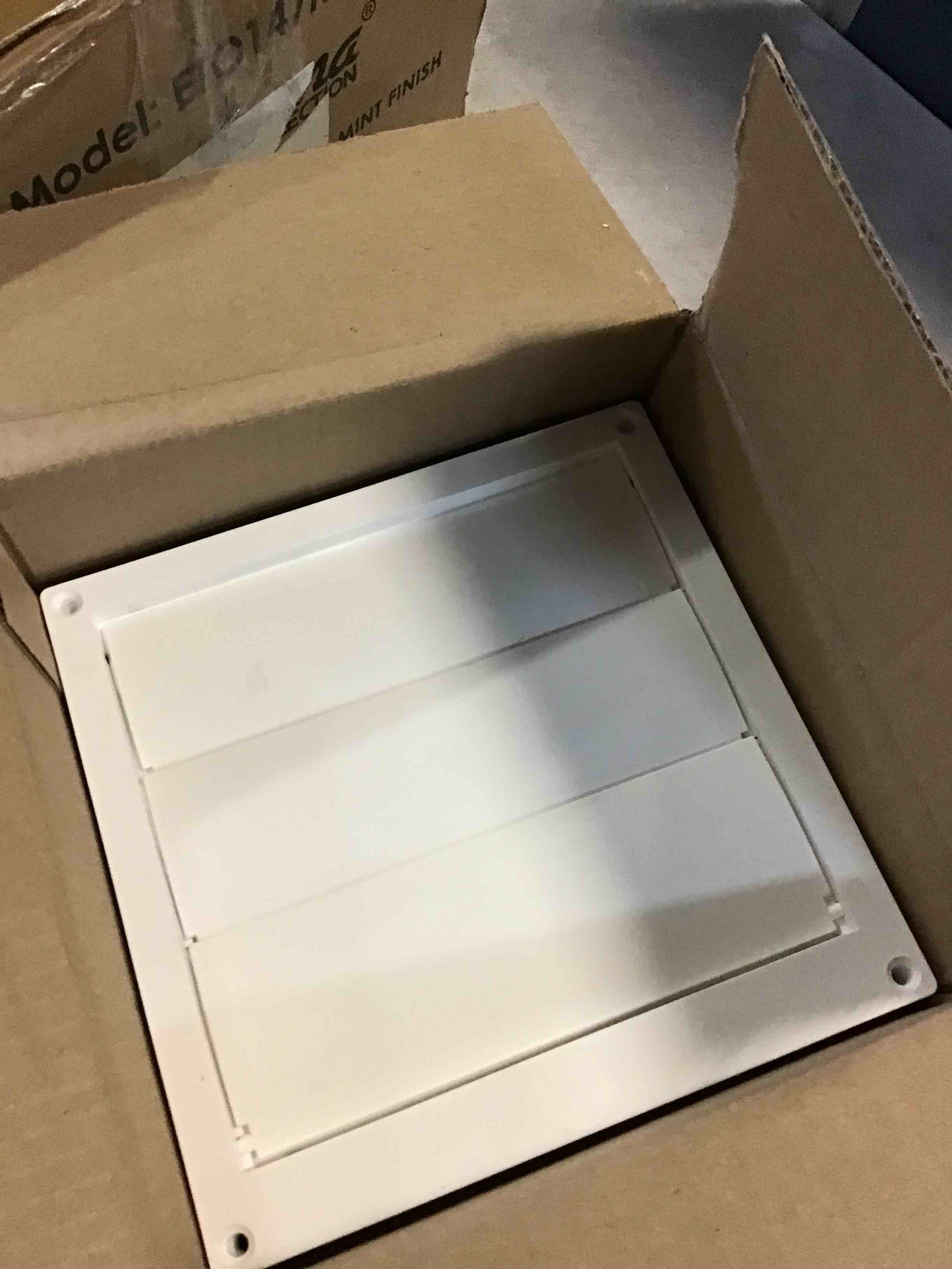https://s3.amazonaws.com/lotting-images-prod/bidfta/ORG5420123_1690979057021.jpeg