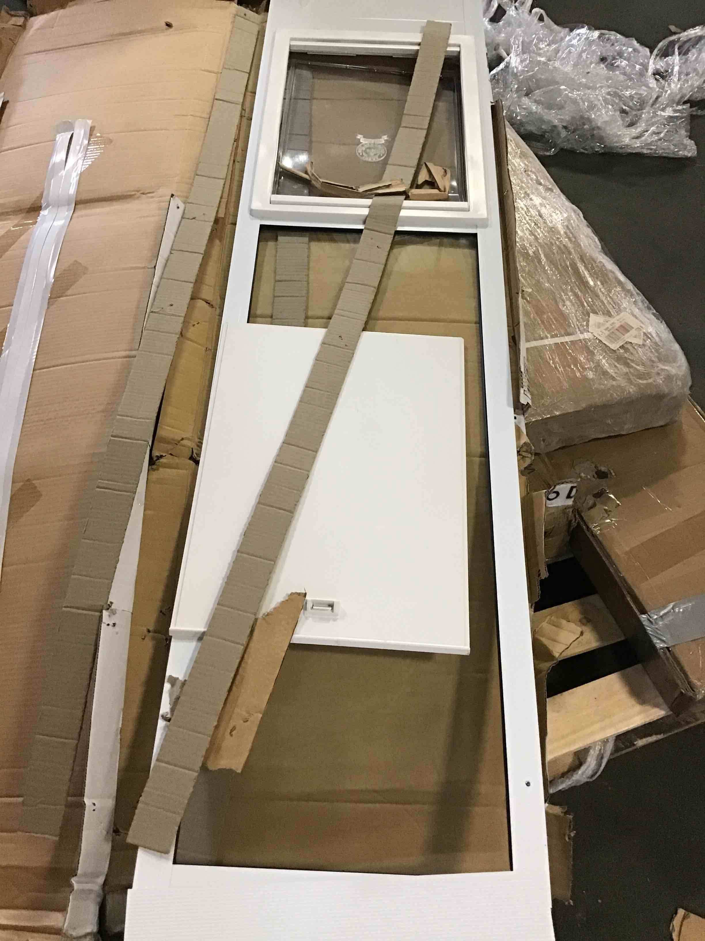 https://s3.amazonaws.com/lotting-images-prod/bidfta/ORG5420266_1691068912656.jpeg