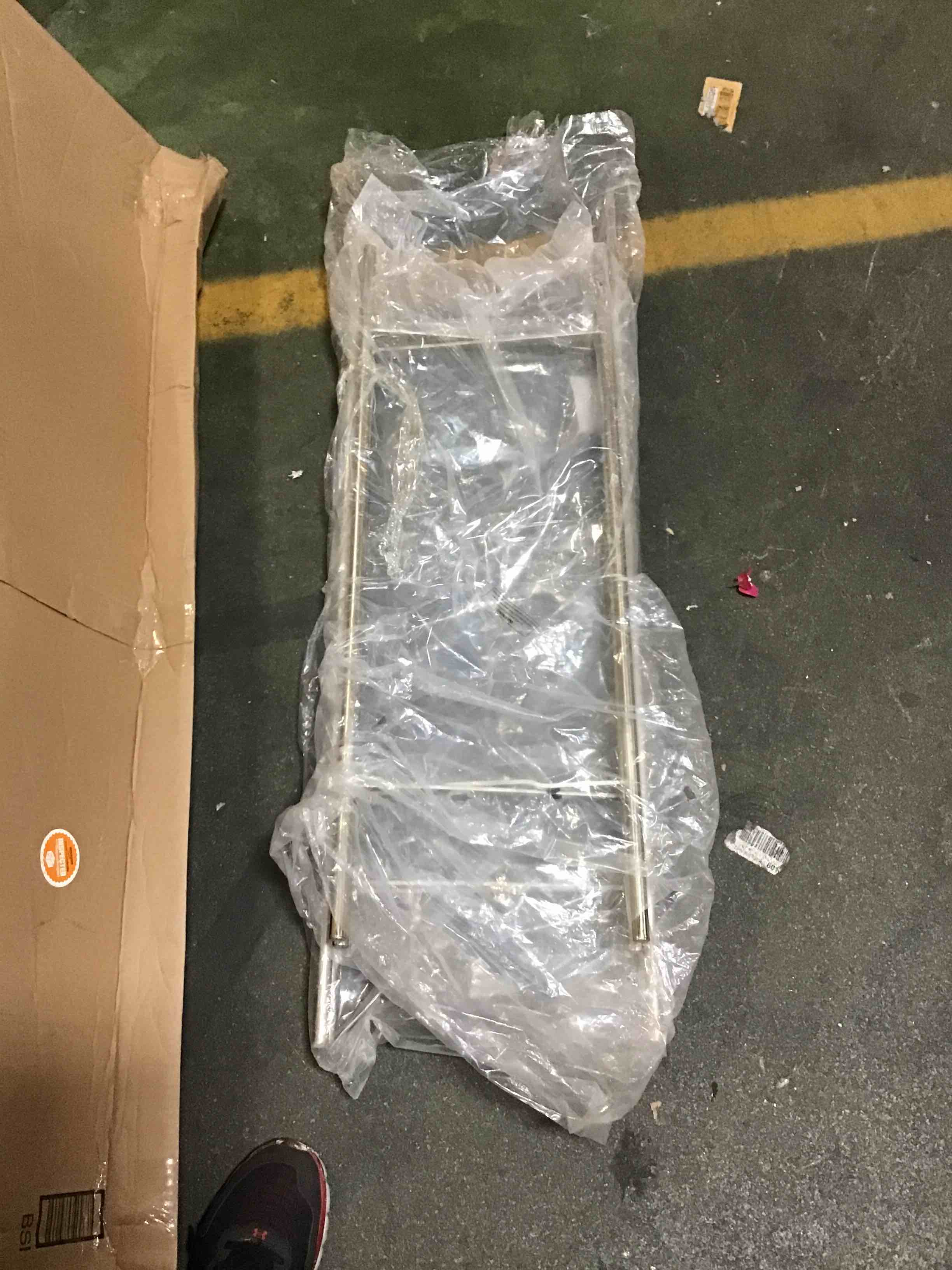 https://s3.amazonaws.com/lotting-images-prod/bidfta/ORG5421667_1691496473306.jpeg
