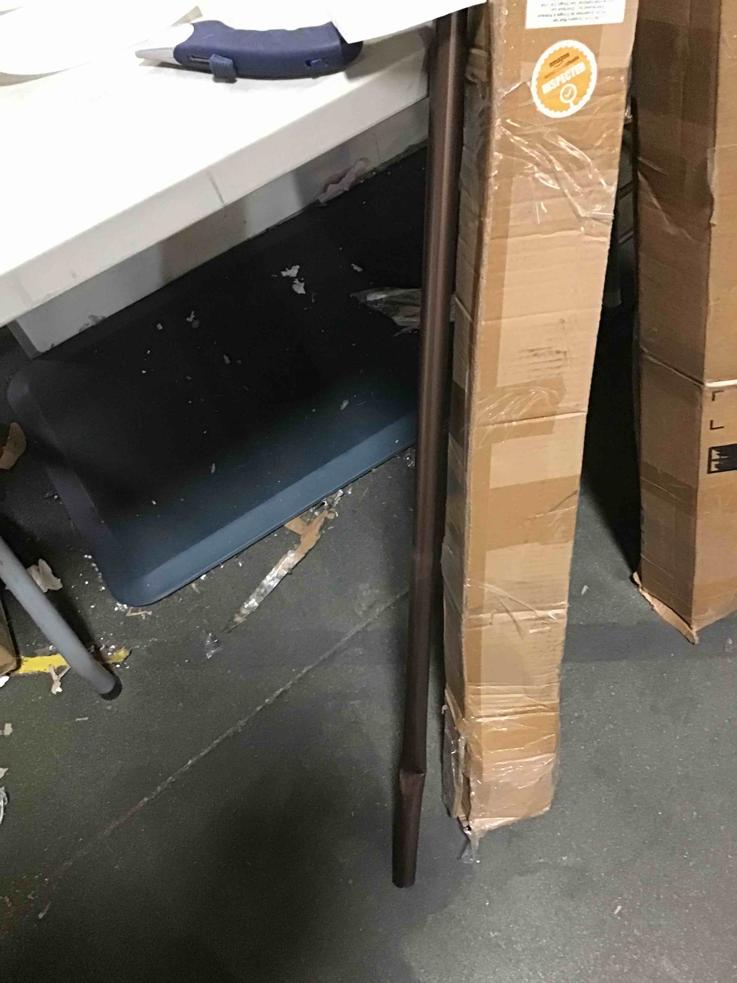 https://s3.amazonaws.com/lotting-images-prod/bidfta/ORG5421738_1691508669741.jpeg