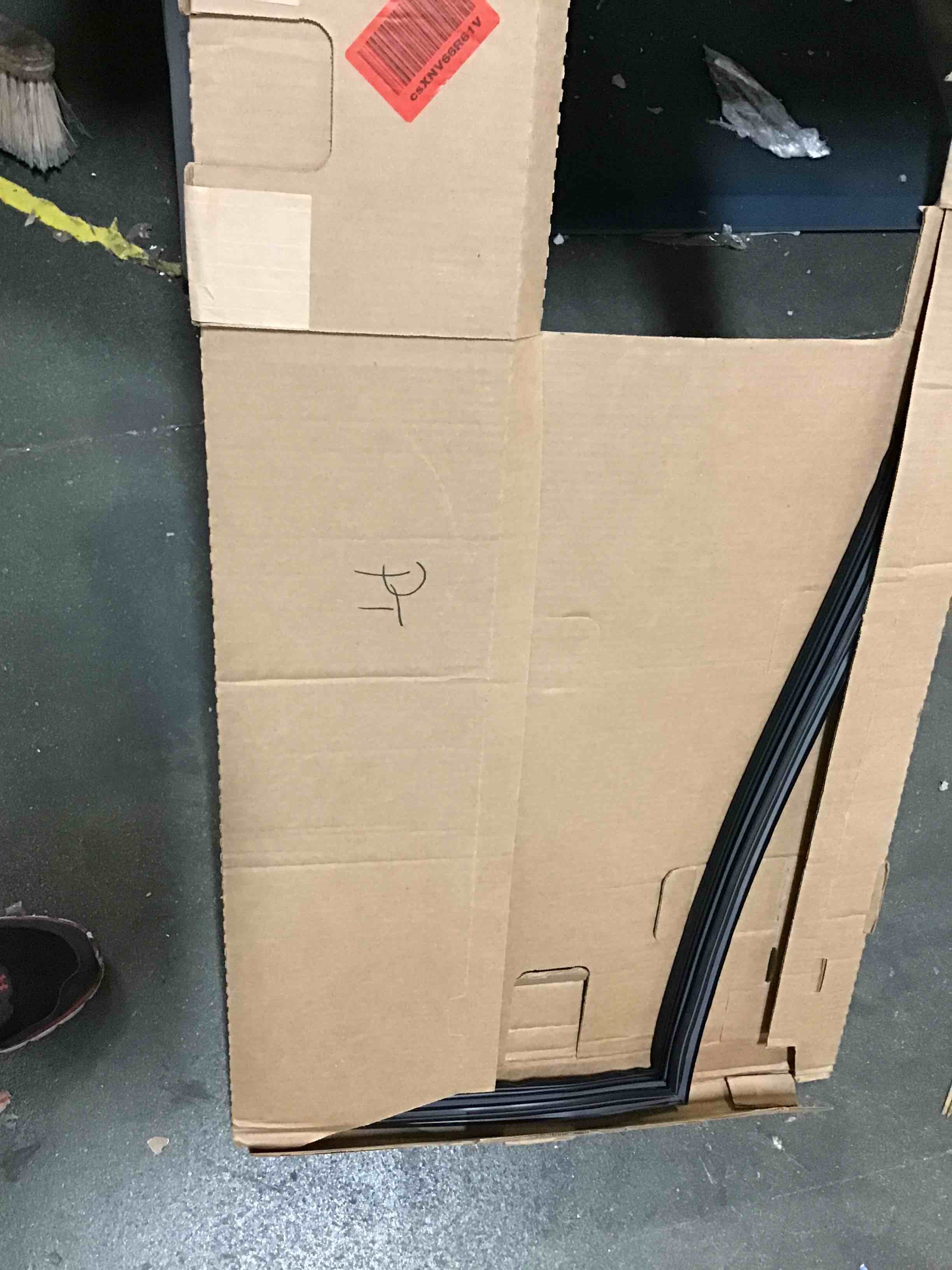 https://s3.amazonaws.com/lotting-images-prod/bidfta/ORG5421817_1691524286536.jpeg