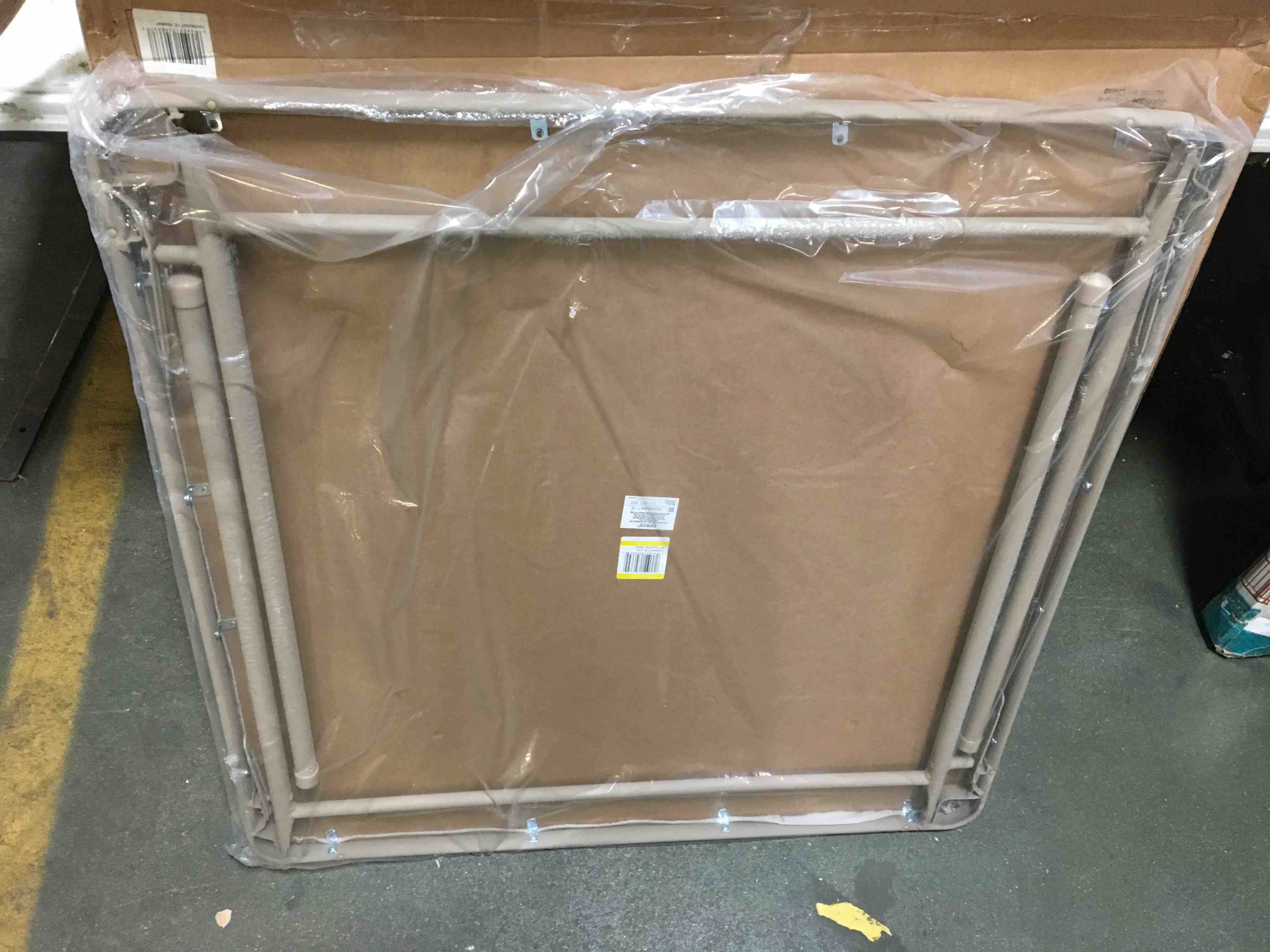 https://s3.amazonaws.com/lotting-images-prod/bidfta/ORG5421879_1691592377287.jpeg