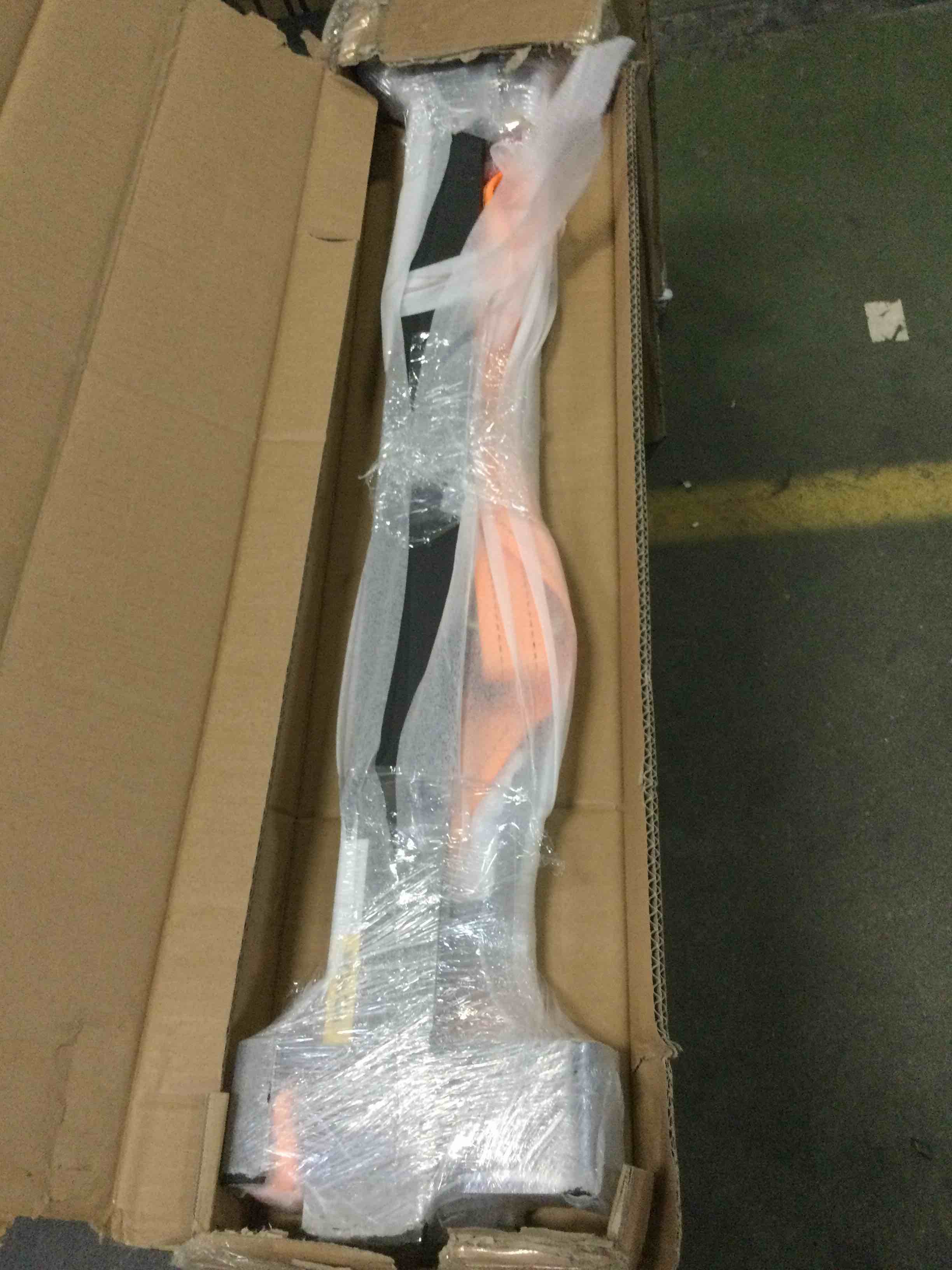 https://s3.amazonaws.com/lotting-images-prod/bidfta/ORG5422269_1692021269044.jpeg