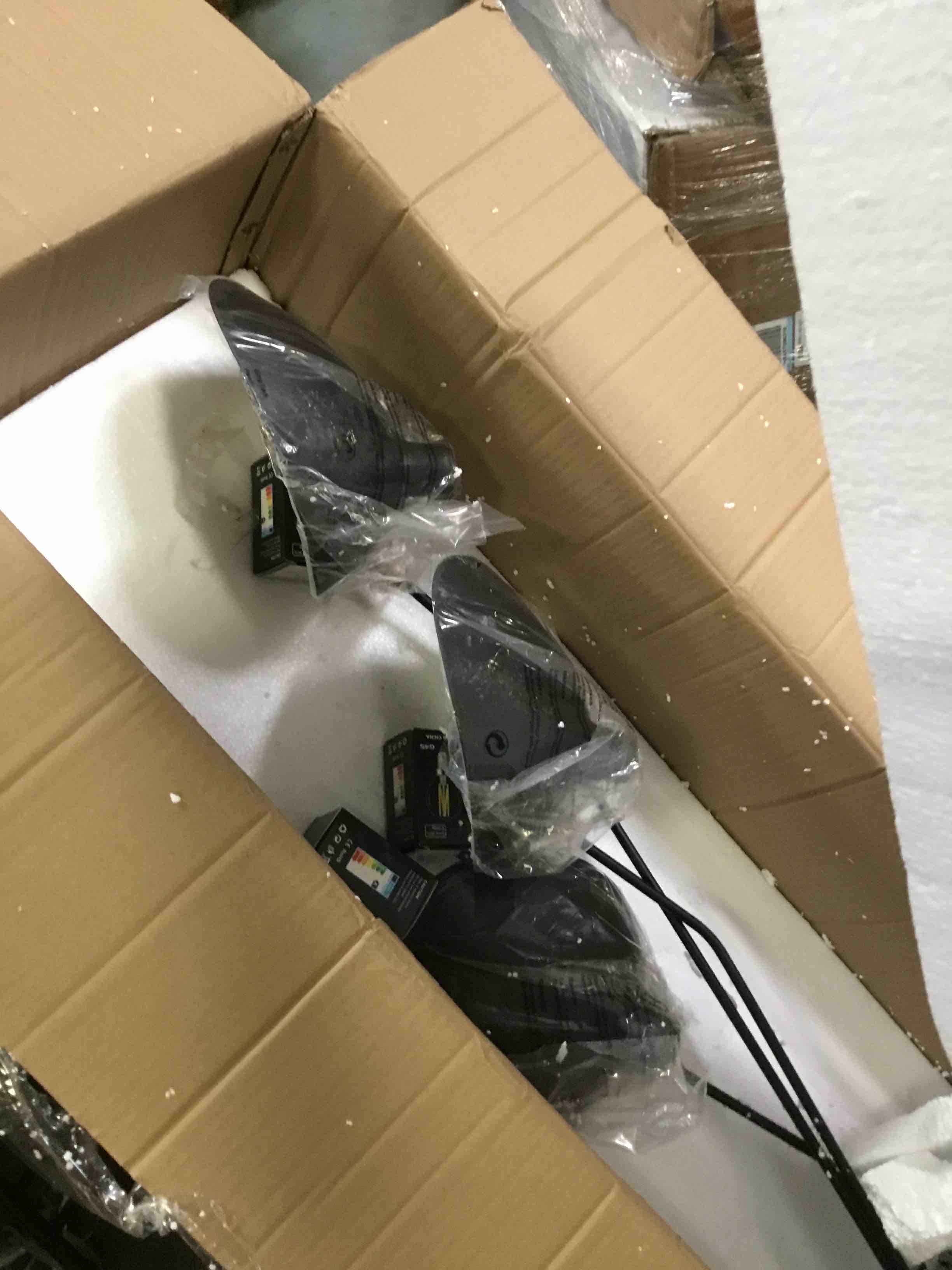 https://s3.amazonaws.com/lotting-images-prod/bidfta/ORG5422464_1692125001398.jpeg