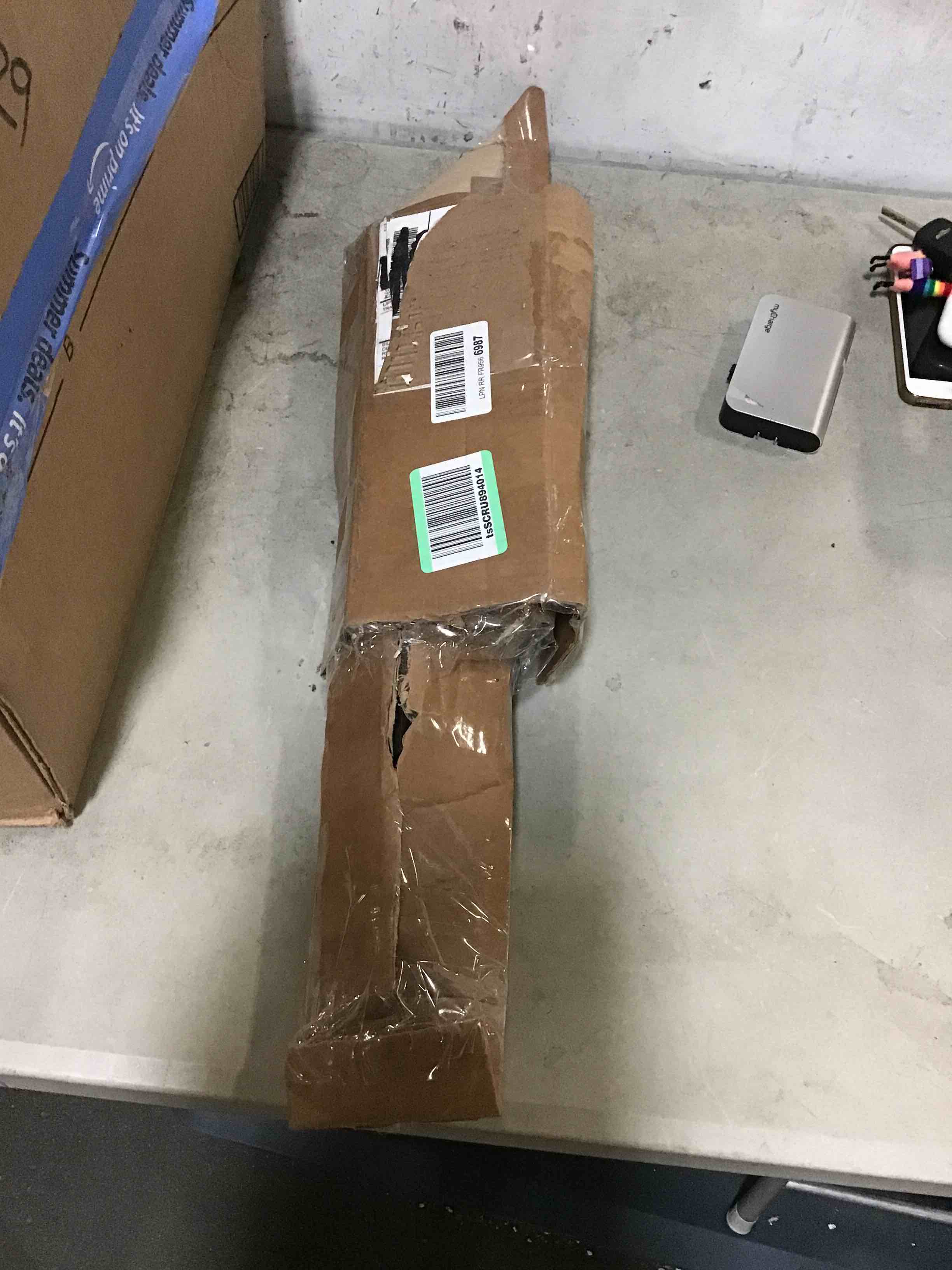 https://s3.amazonaws.com/lotting-images-prod/bidfta/ORG5422488_1692185482070.jpeg