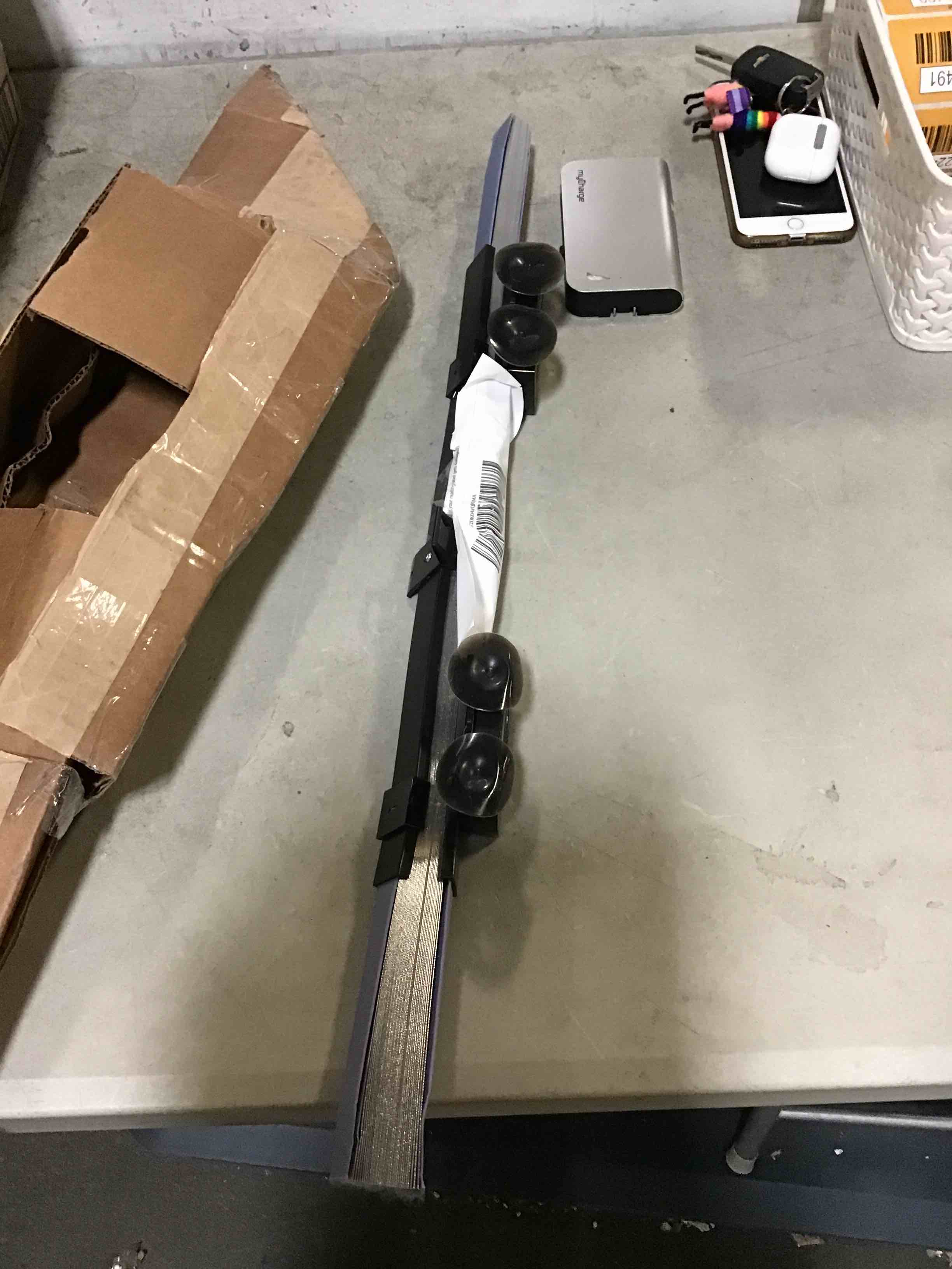 https://s3.amazonaws.com/lotting-images-prod/bidfta/ORG5422488_1692185497972.jpeg