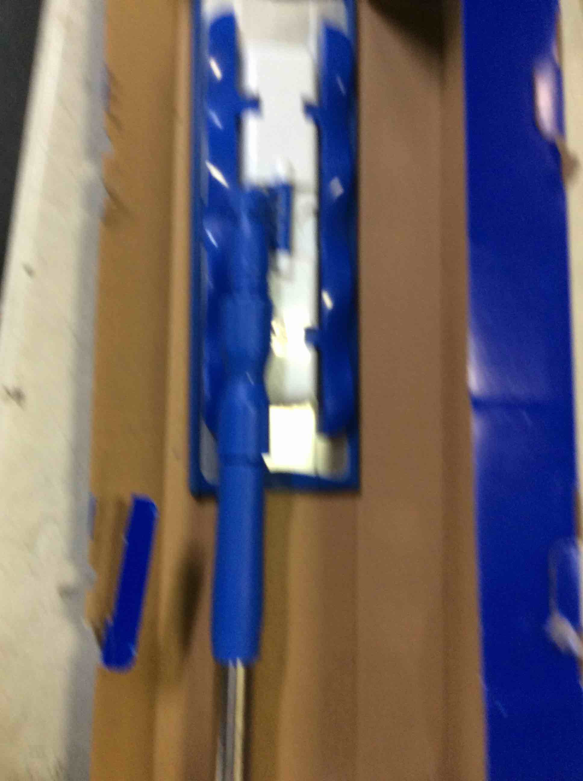 https://s3.amazonaws.com/lotting-images-prod/bidfta/ORG5425425_1691520450482.jpeg