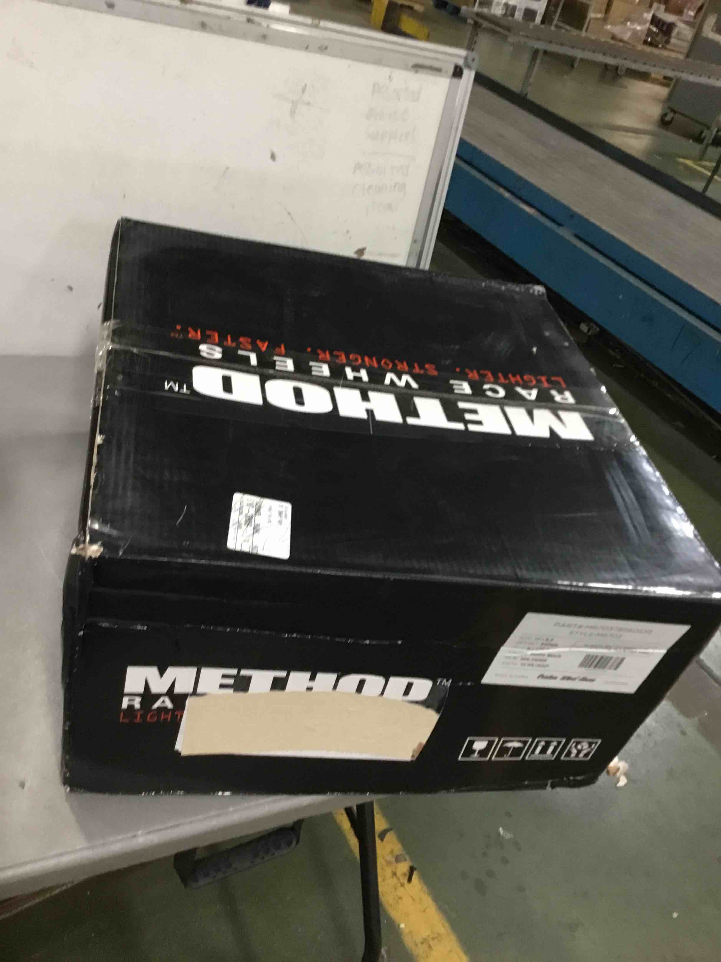 https://s3.amazonaws.com/lotting-images-prod/bidfta/ORG5425684_1692102418070.jpeg