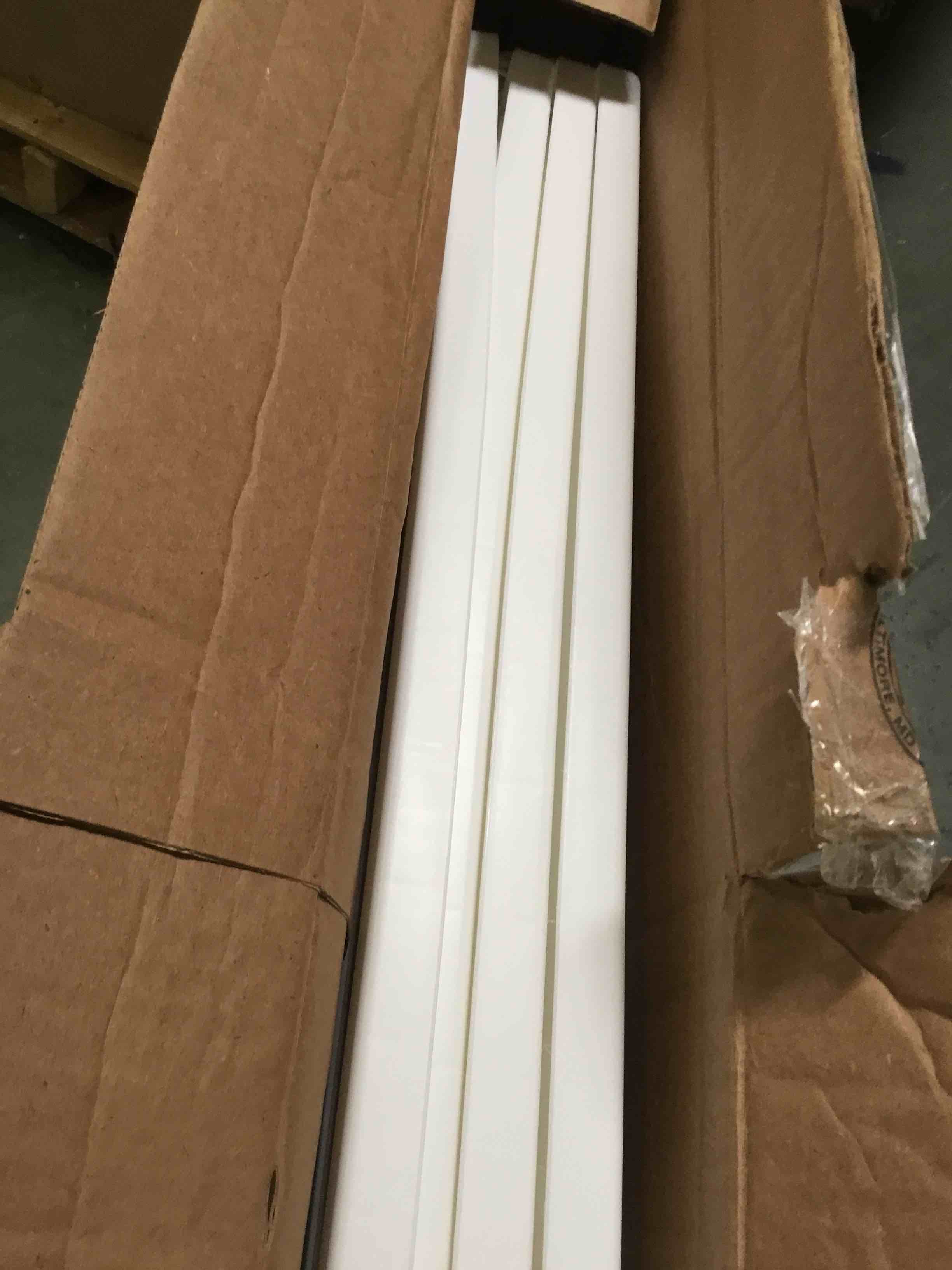 https://s3.amazonaws.com/lotting-images-prod/bidfta/ORG5425804_1692120711590.jpeg