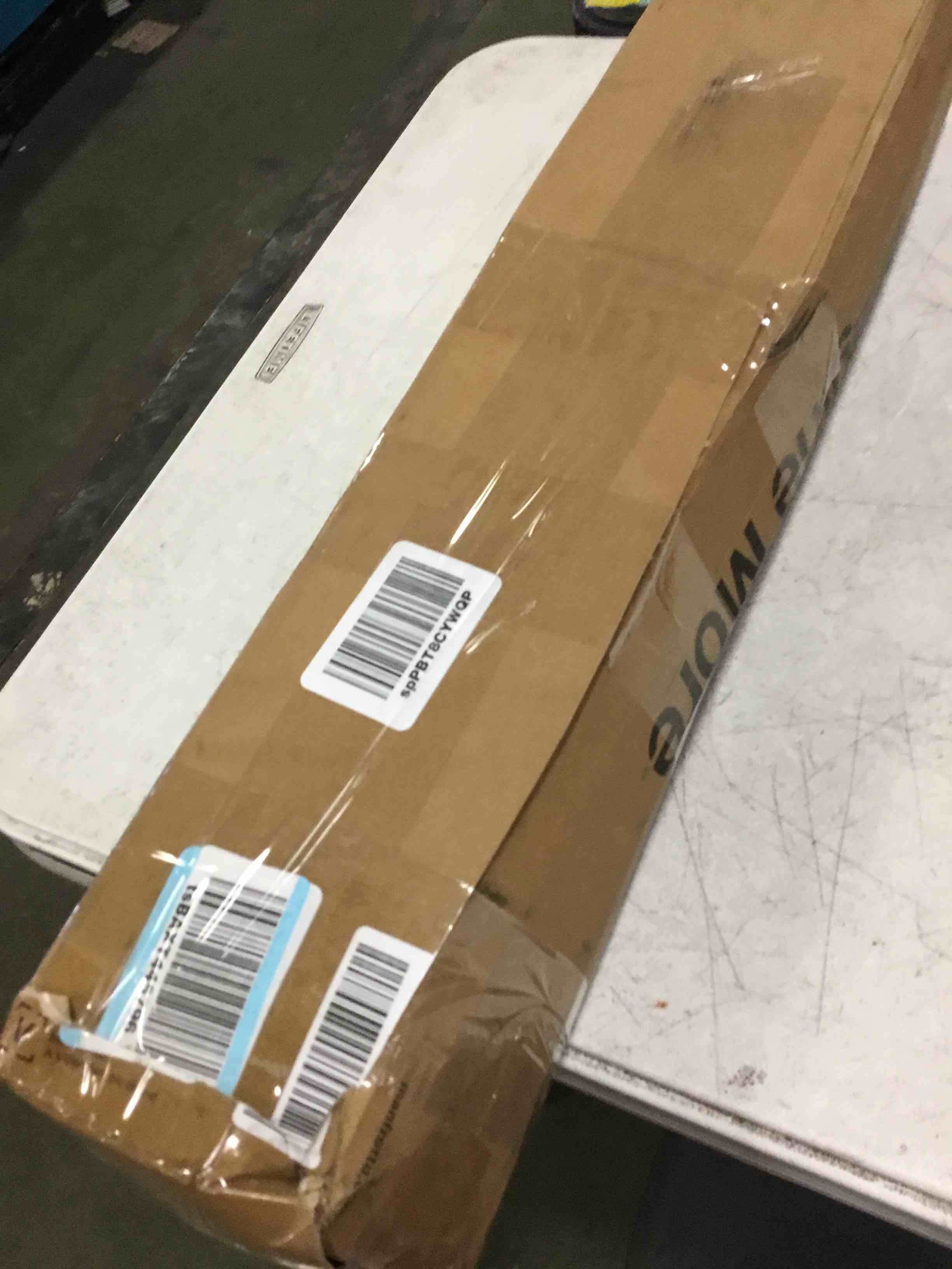 https://s3.amazonaws.com/lotting-images-prod/bidfta/ORG5425917_1692188055398.jpeg