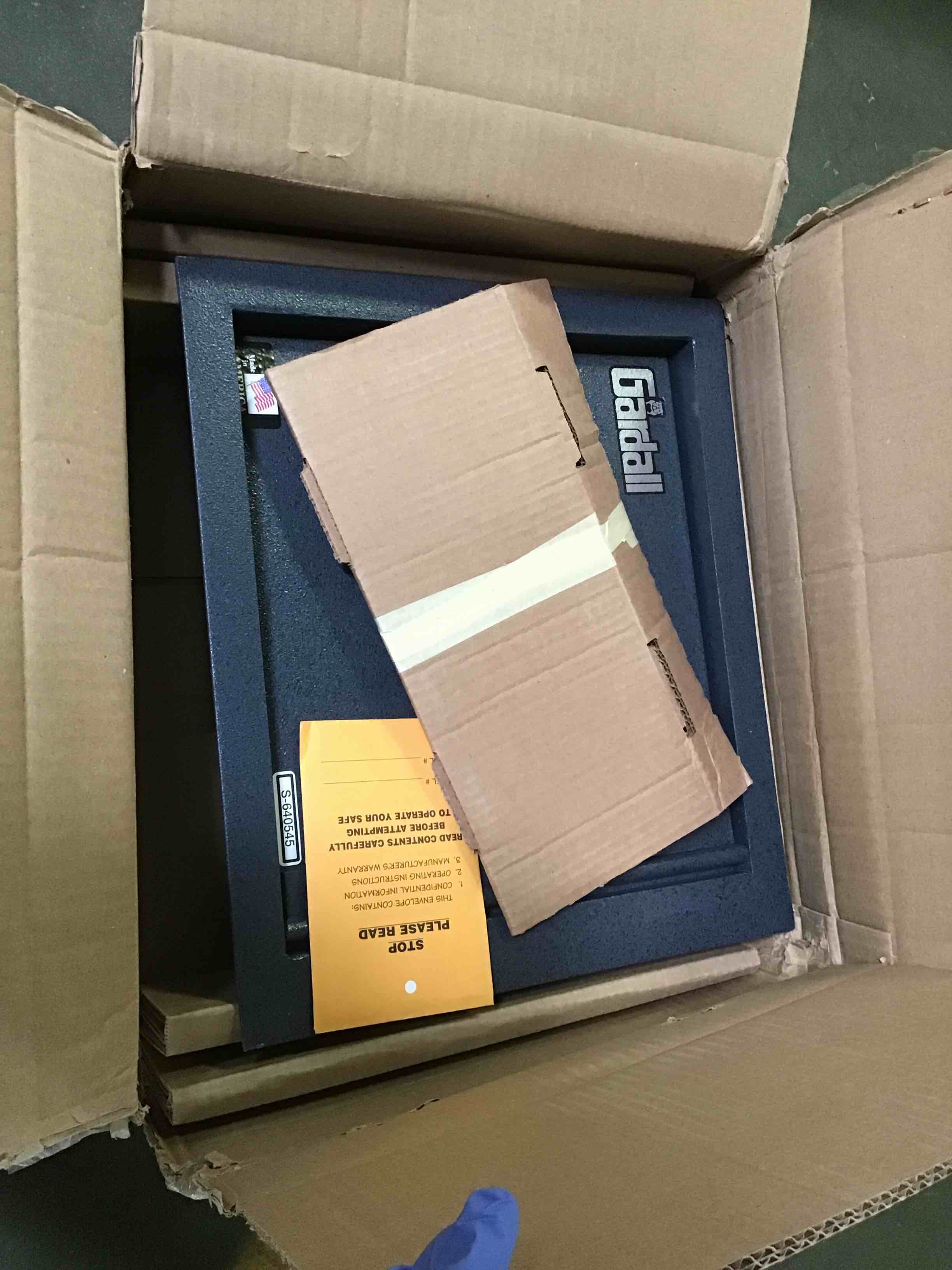 https://s3.amazonaws.com/lotting-images-prod/bidfta/ORG5427629_1690986878261.jpeg