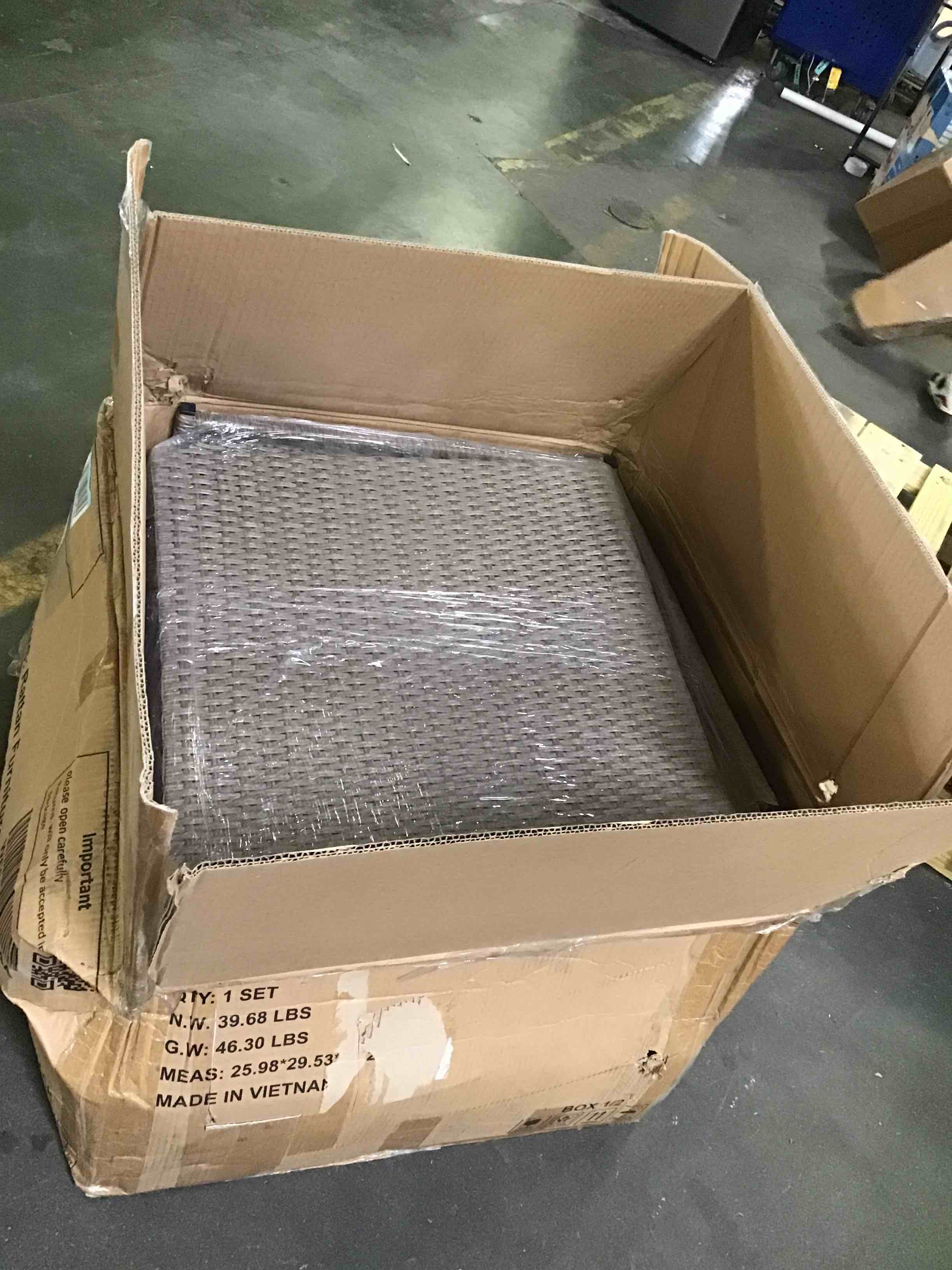 https://s3.amazonaws.com/lotting-images-prod/bidfta/ORG5427784_1691068791329.jpeg