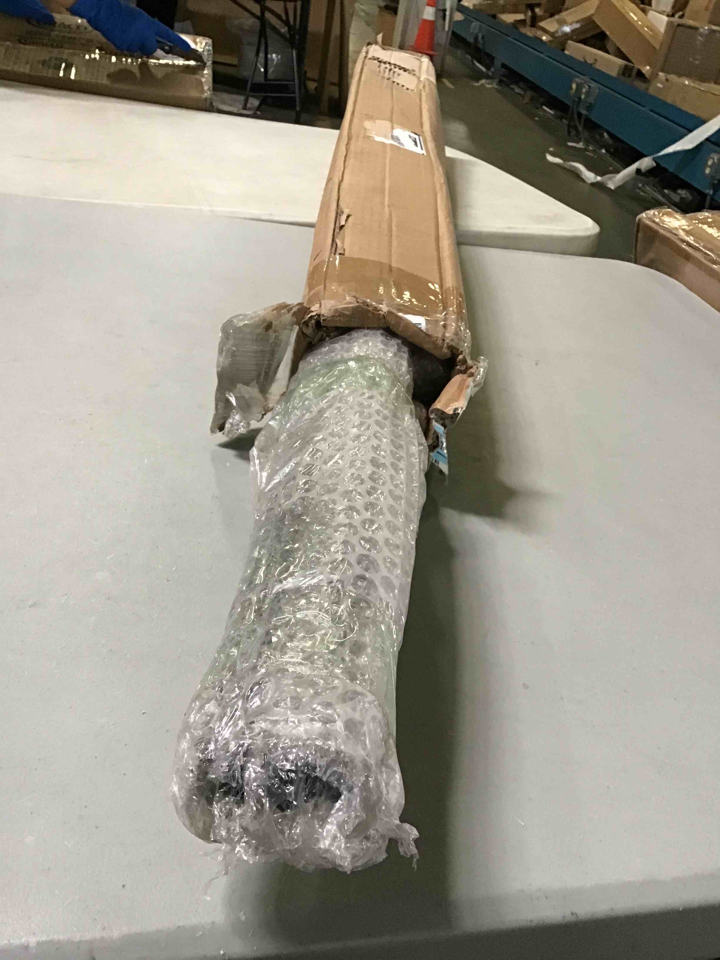 https://s3.amazonaws.com/lotting-images-prod/bidfta/ORG5427938_1691090586306.jpeg