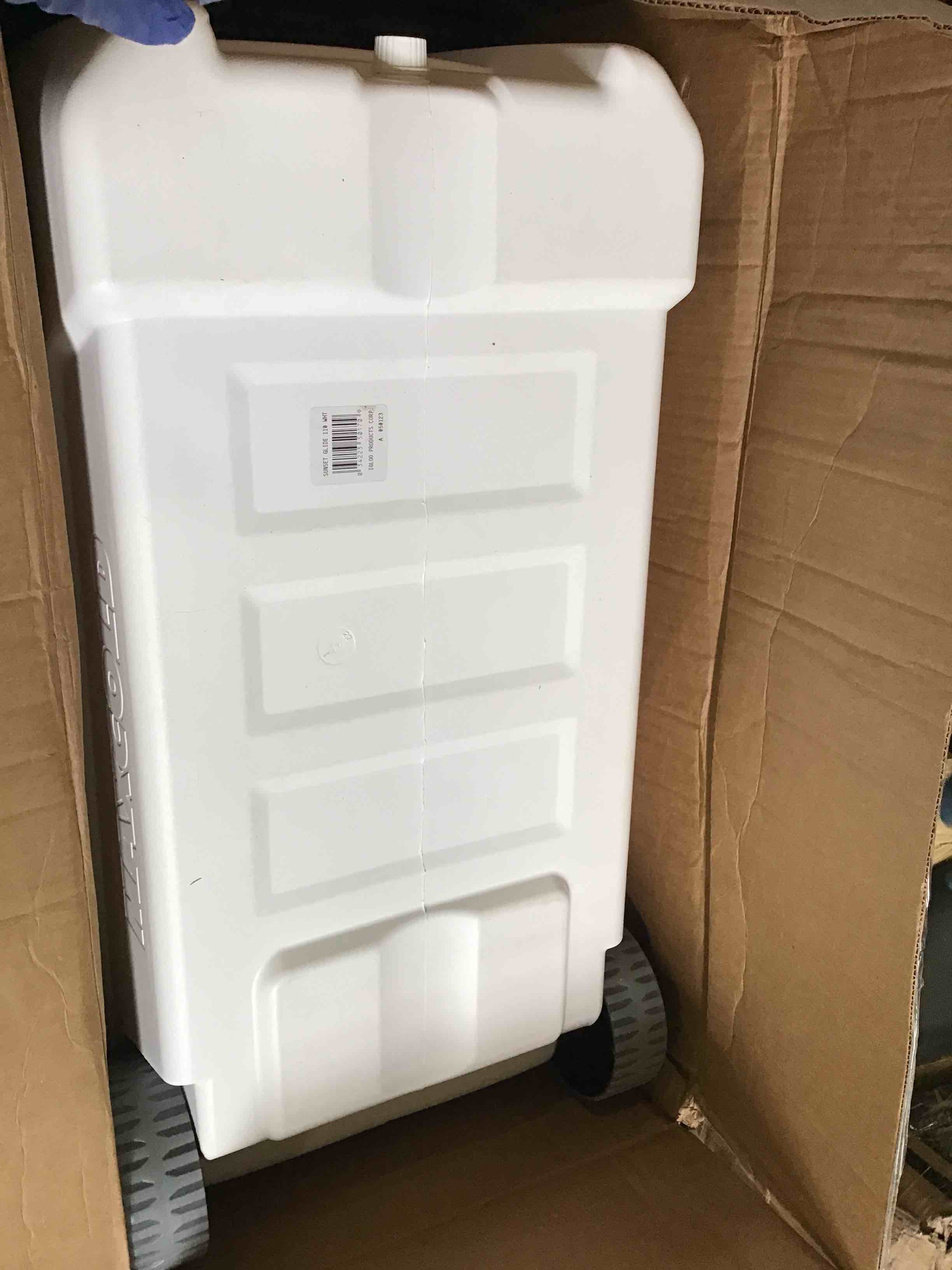 https://s3.amazonaws.com/lotting-images-prod/bidfta/ORG5427940_1691090995053.jpeg