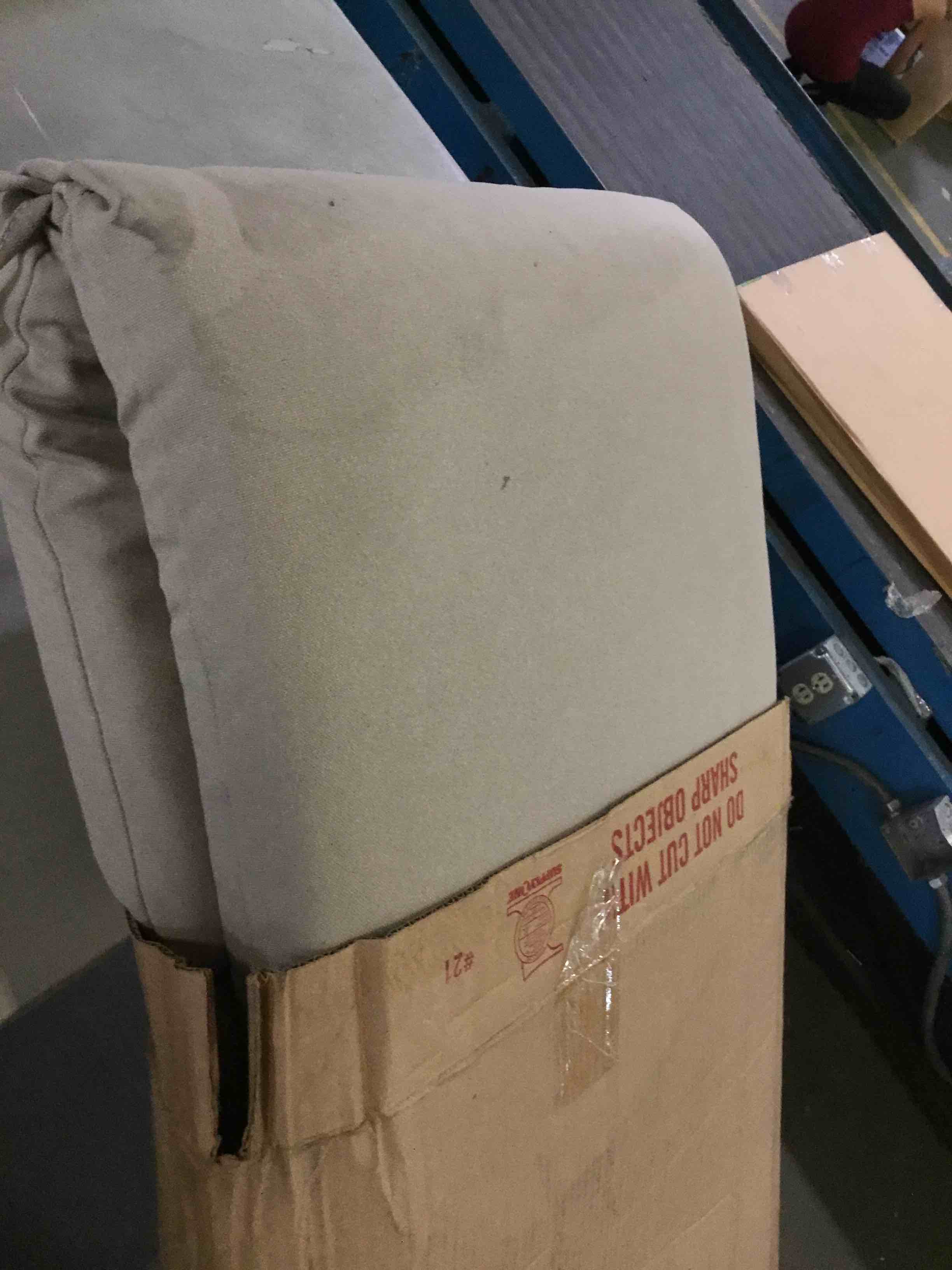https://s3.amazonaws.com/lotting-images-prod/bidfta/ORG5428155_1691414292999.jpeg