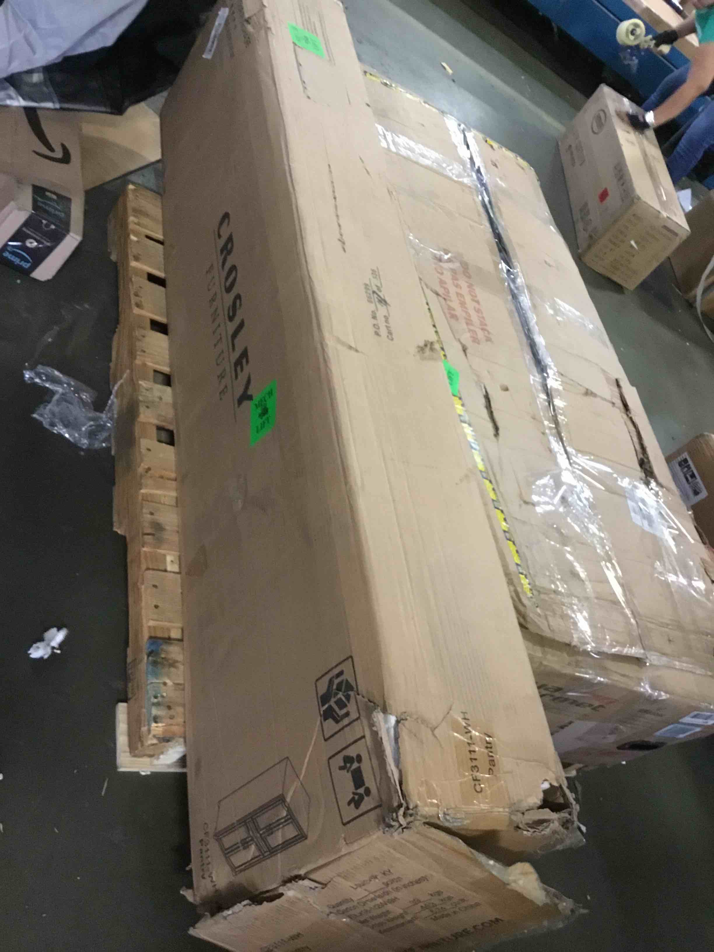 https://s3.amazonaws.com/lotting-images-prod/bidfta/ORG5428167_1691415895122.jpeg