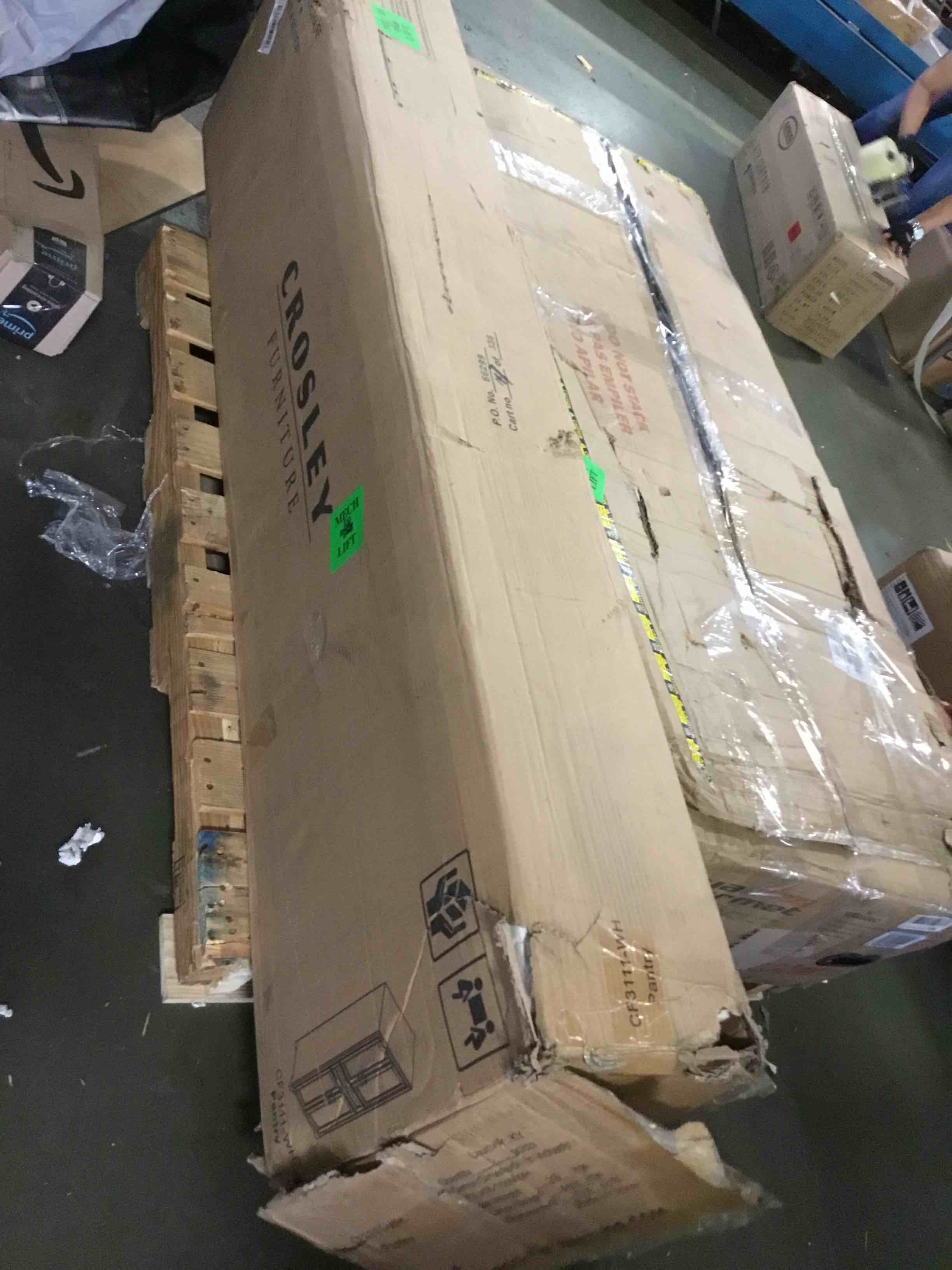 https://s3.amazonaws.com/lotting-images-prod/bidfta/ORG5428167_1691415896345.jpeg