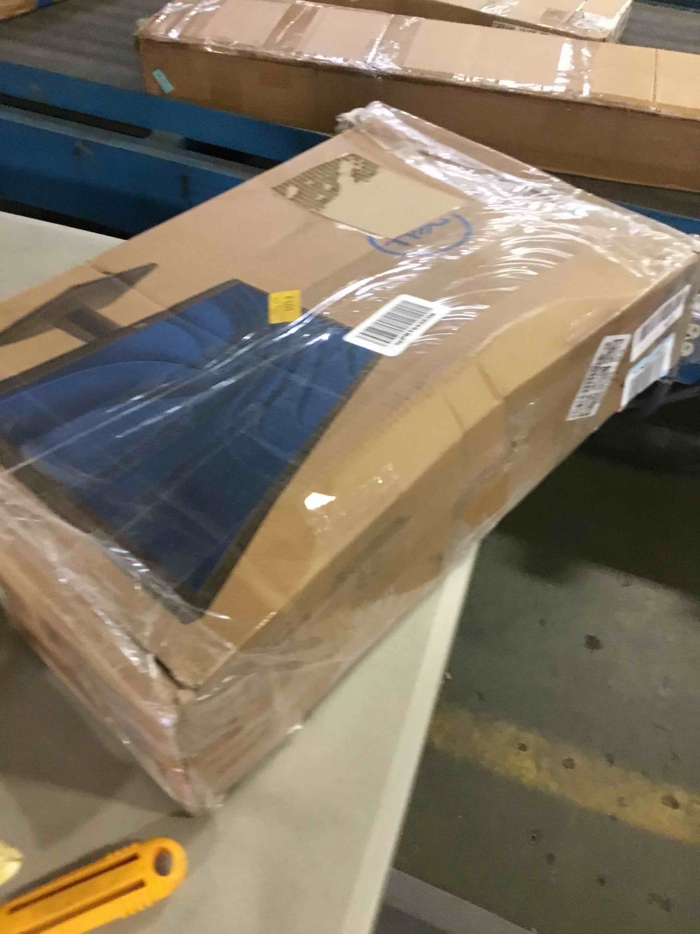 https://s3.amazonaws.com/lotting-images-prod/bidfta/ORG5428302_1691433740748.jpeg