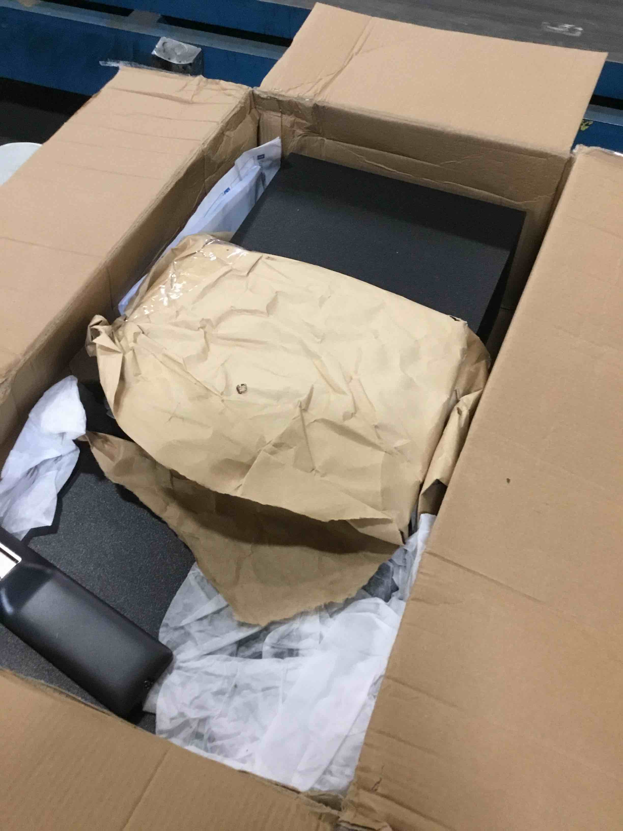 https://s3.amazonaws.com/lotting-images-prod/bidfta/ORG5428419_1691498606762.jpeg