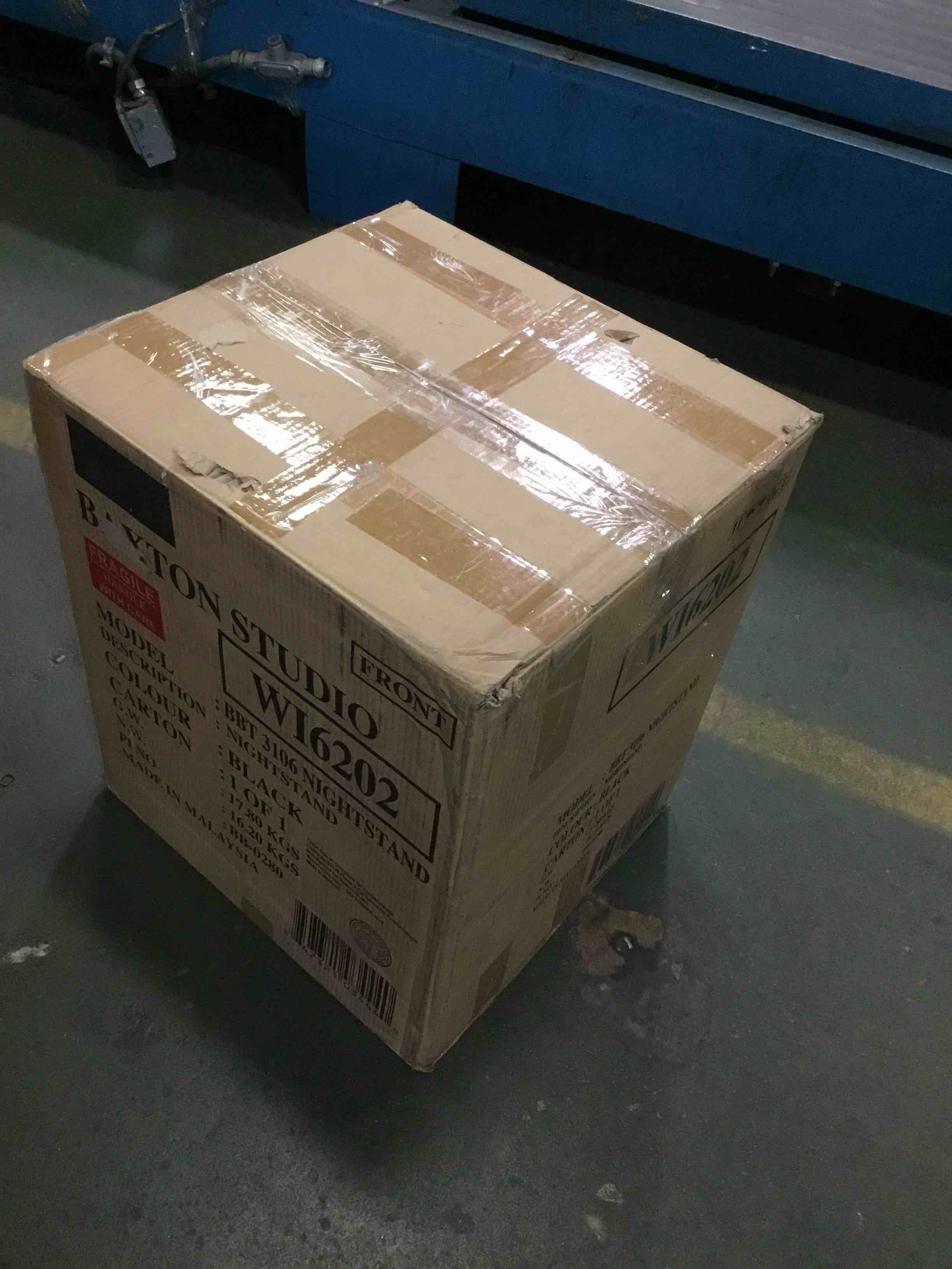 https://s3.amazonaws.com/lotting-images-prod/bidfta/ORG5428699_1691592816607.jpeg